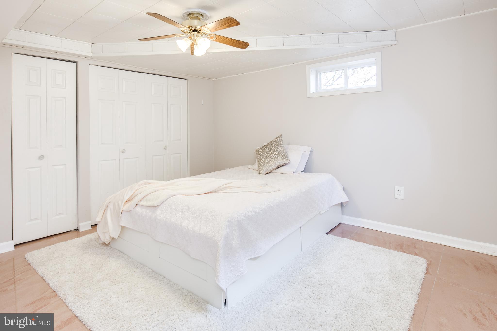 LONG BRANCH - Residential