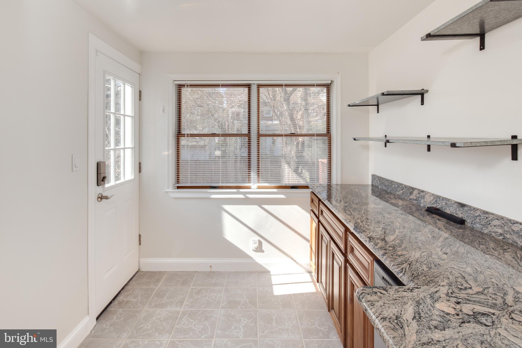 LONG BRANCH - Residential