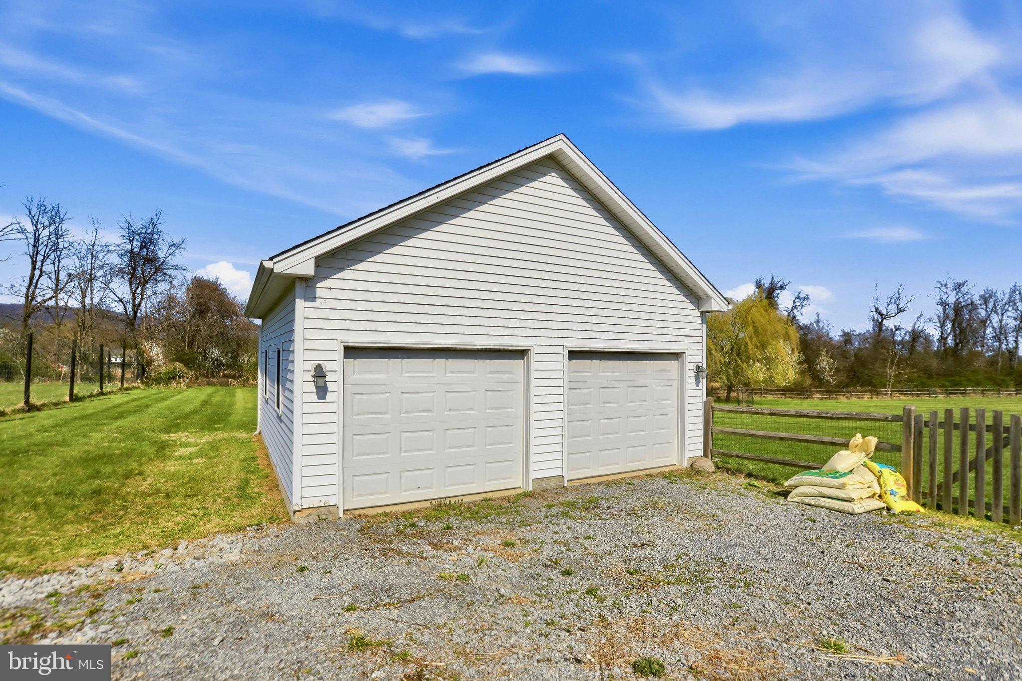 HILLSBORO - Residential