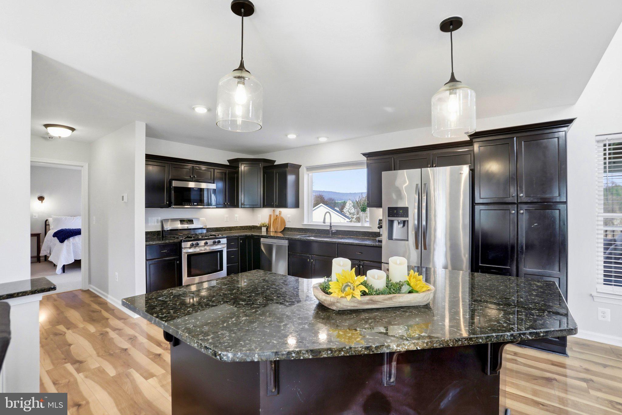 HILLSBORO - Residential