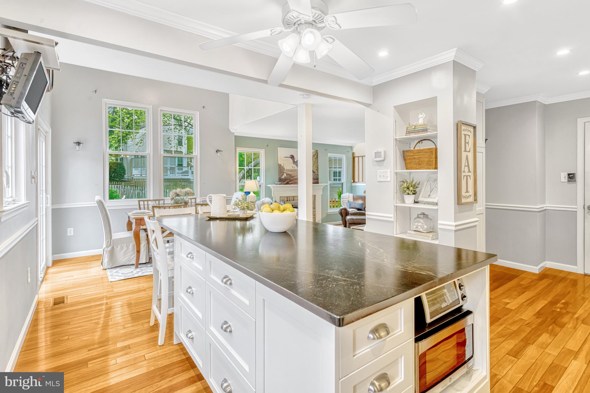 LAKE RIDGE - Residential