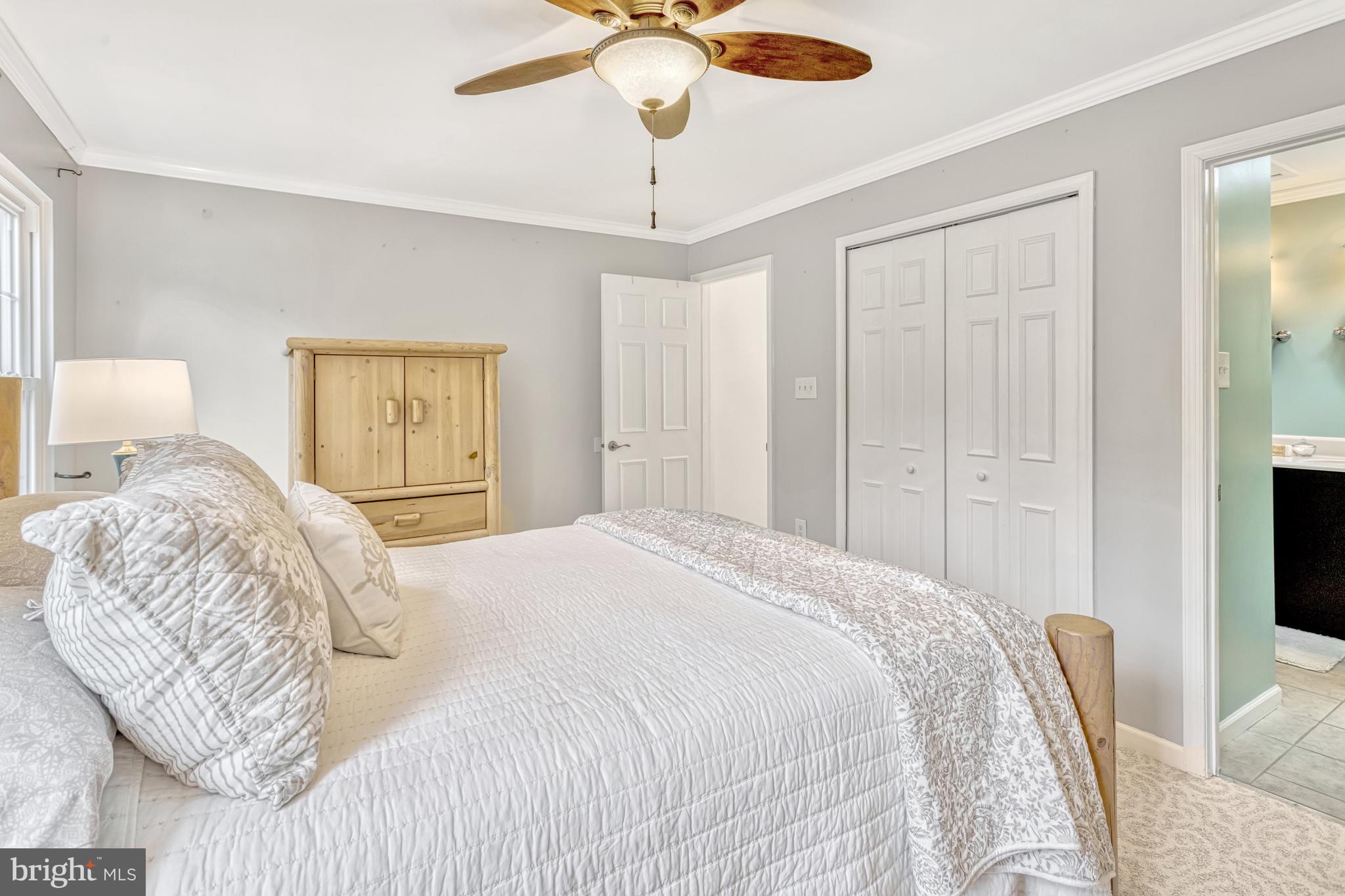 LAKE RIDGE - Residential