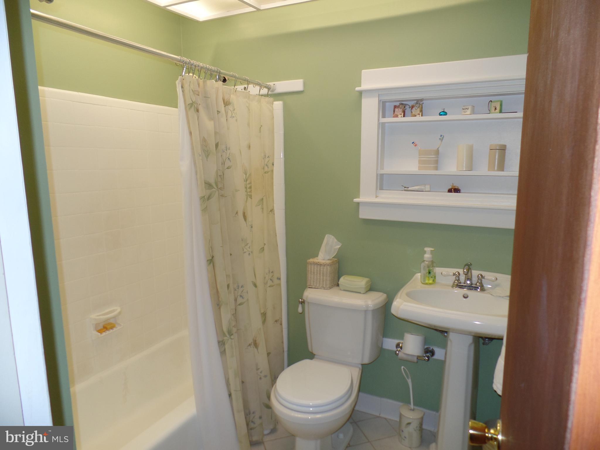 MOSBY WOODS - Residential