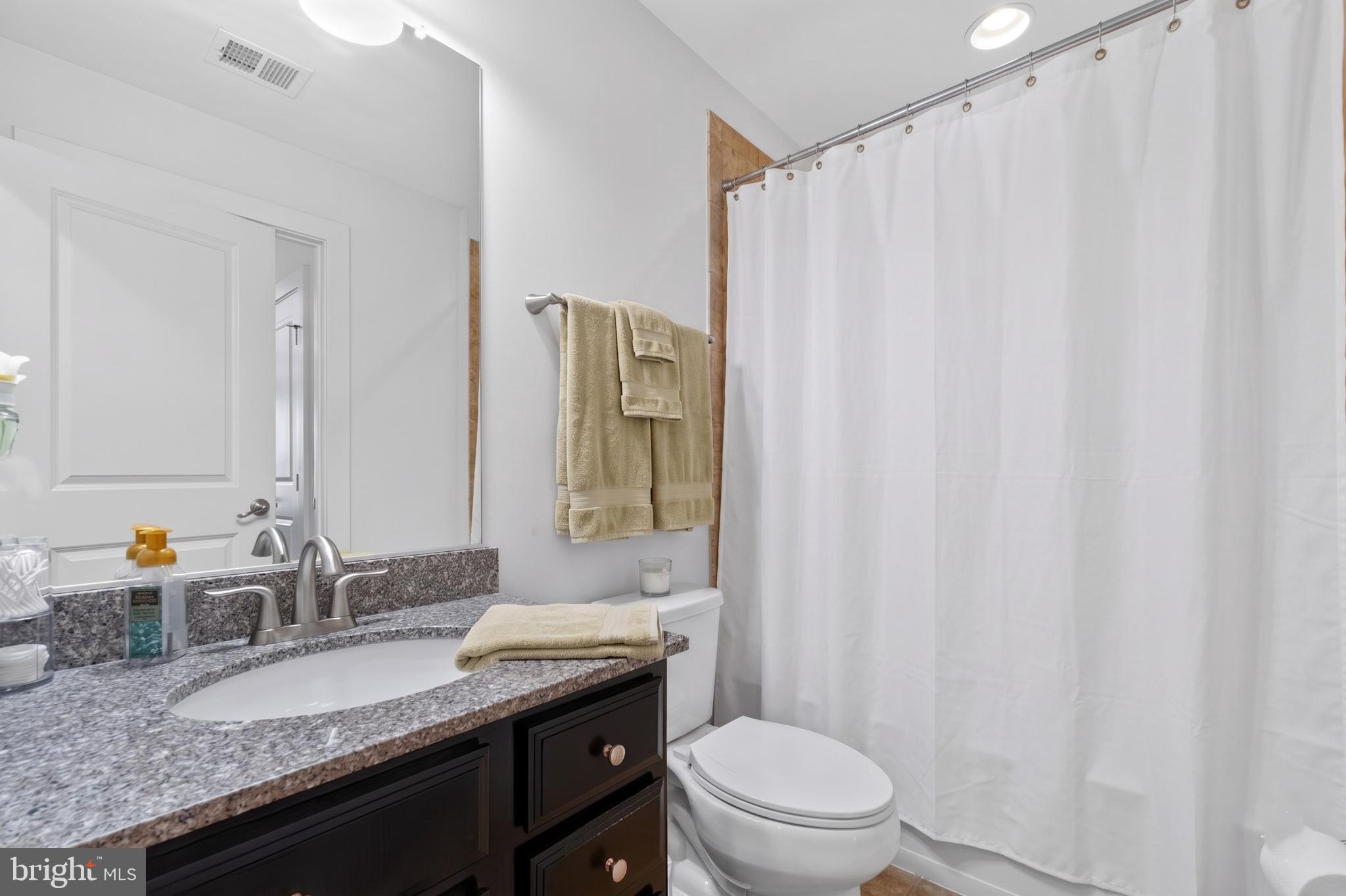 7410 TENNISON LANE