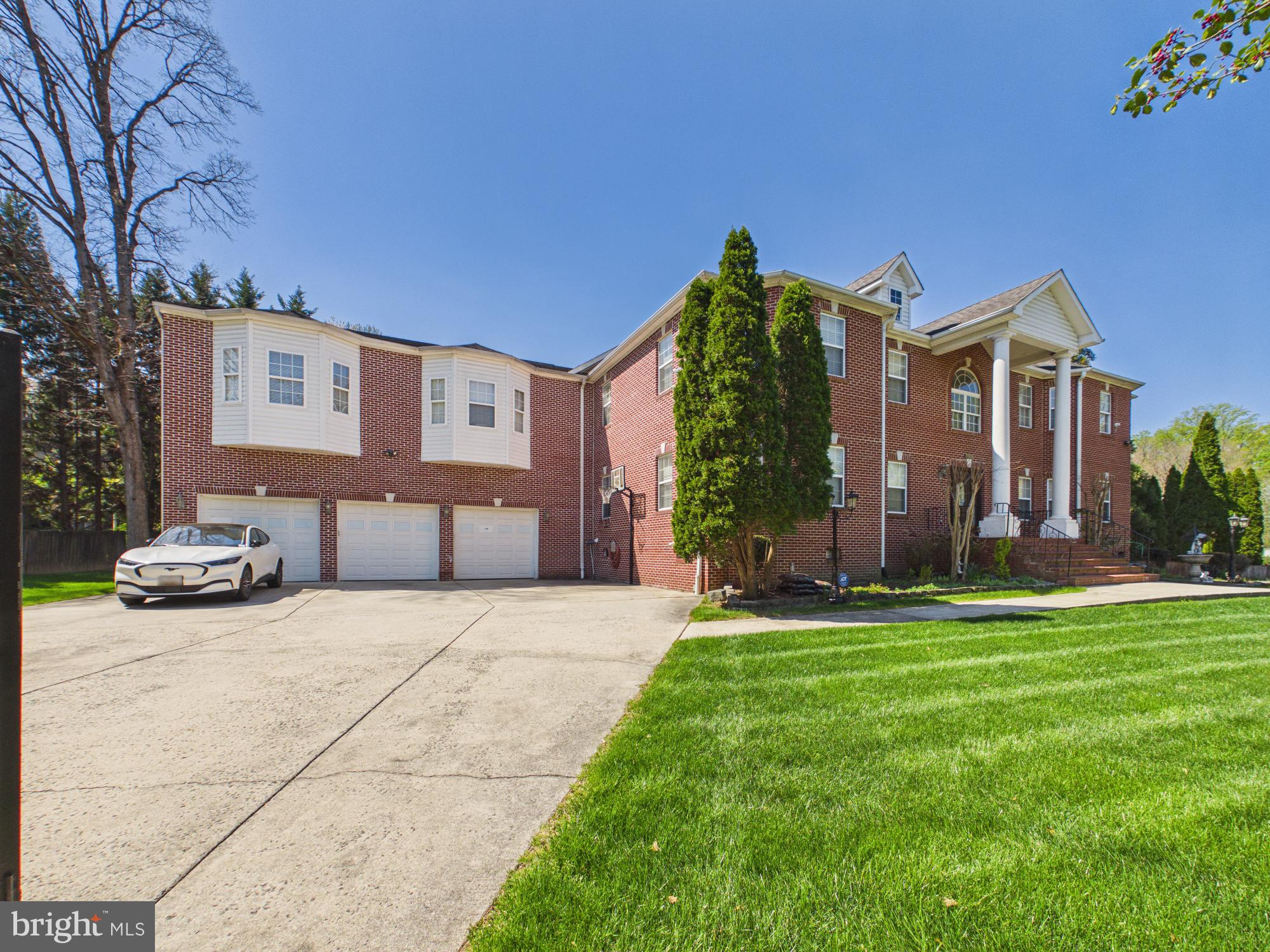 RIDGEWOOD - Residential