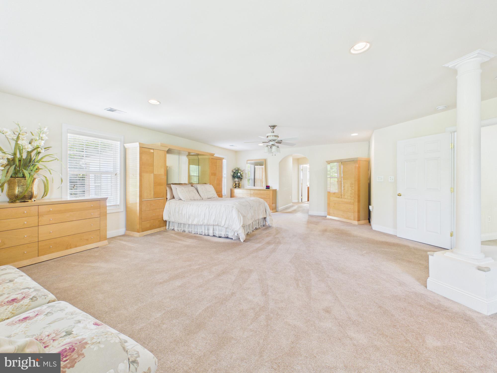 RIDGEWOOD - Residential