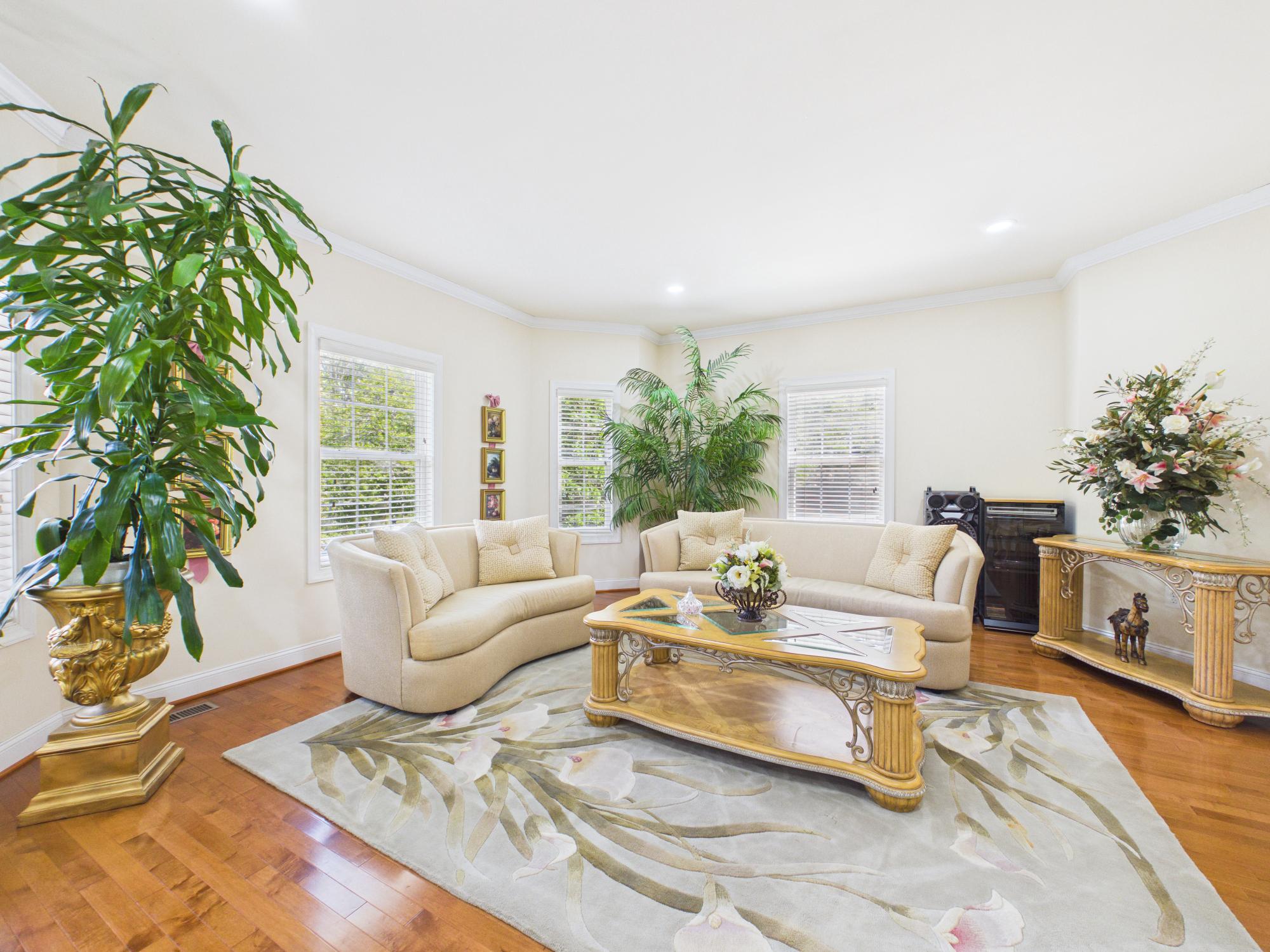 RIDGEWOOD - Residential