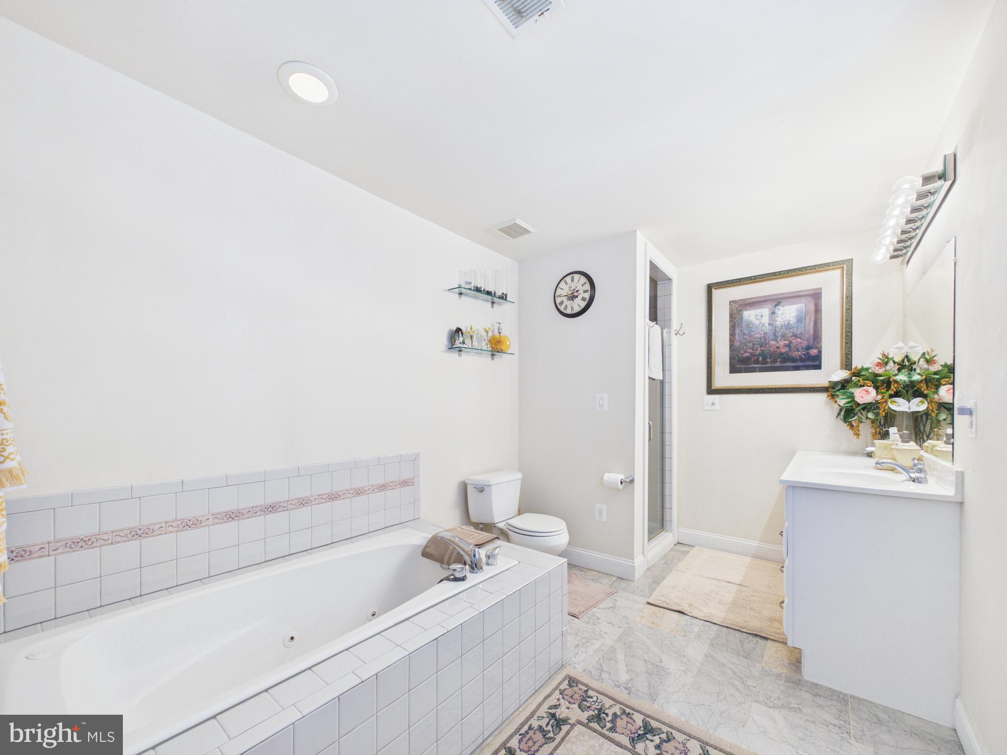 RIDGEWOOD - Residential