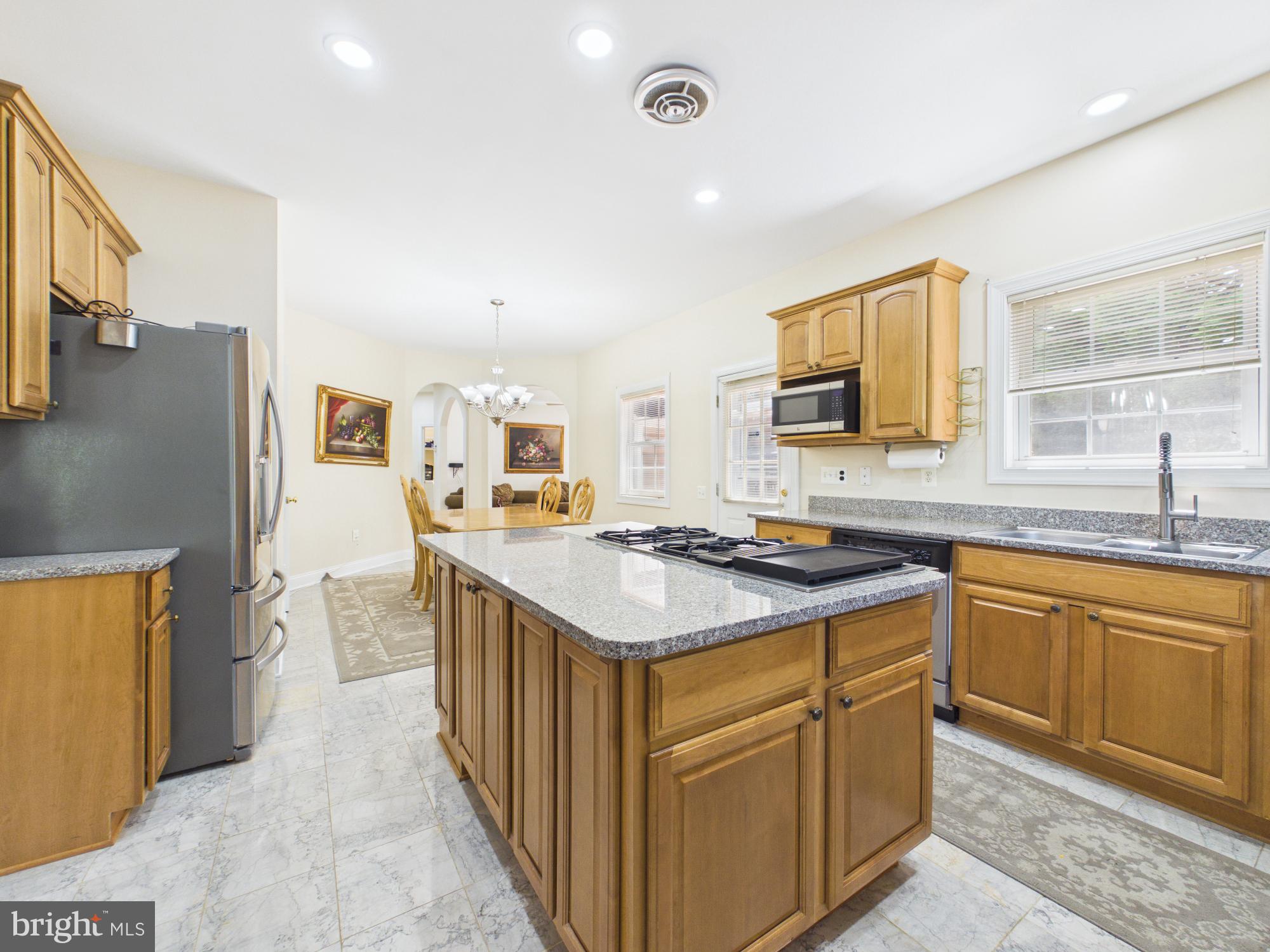 RIDGEWOOD - Residential