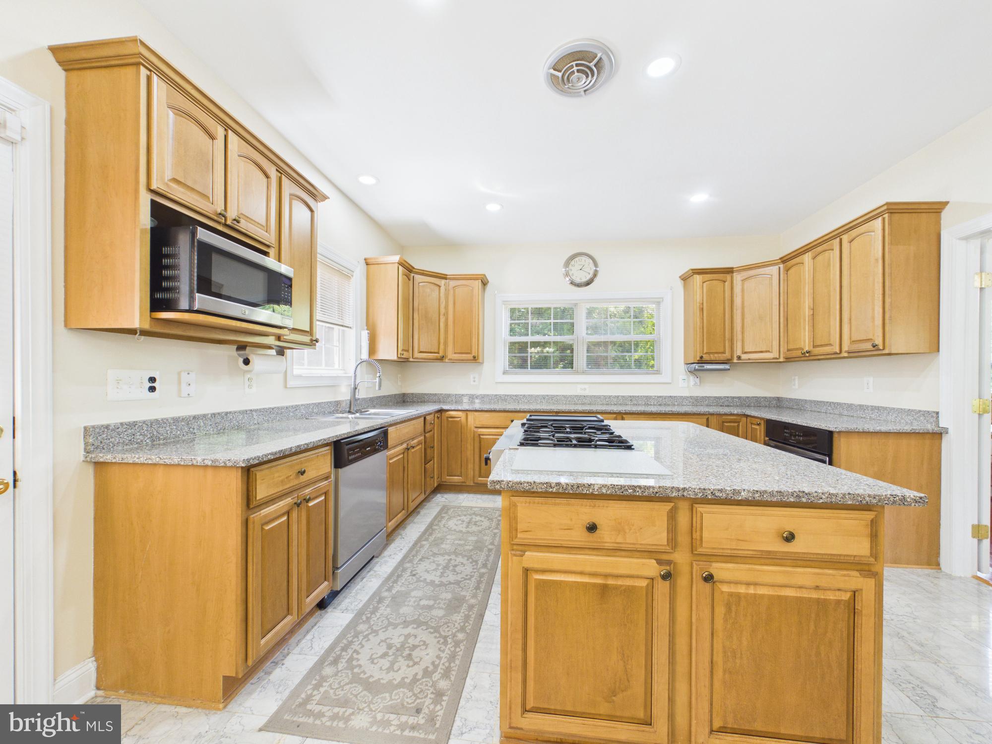 RIDGEWOOD - Residential