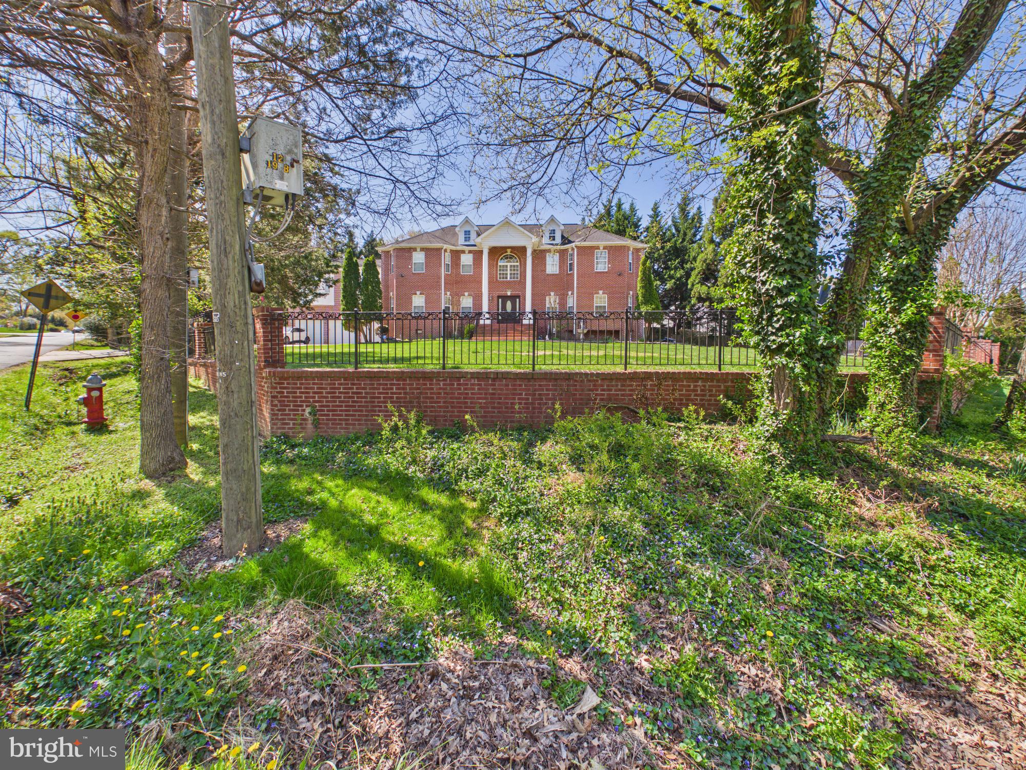 RIDGEWOOD - Residential