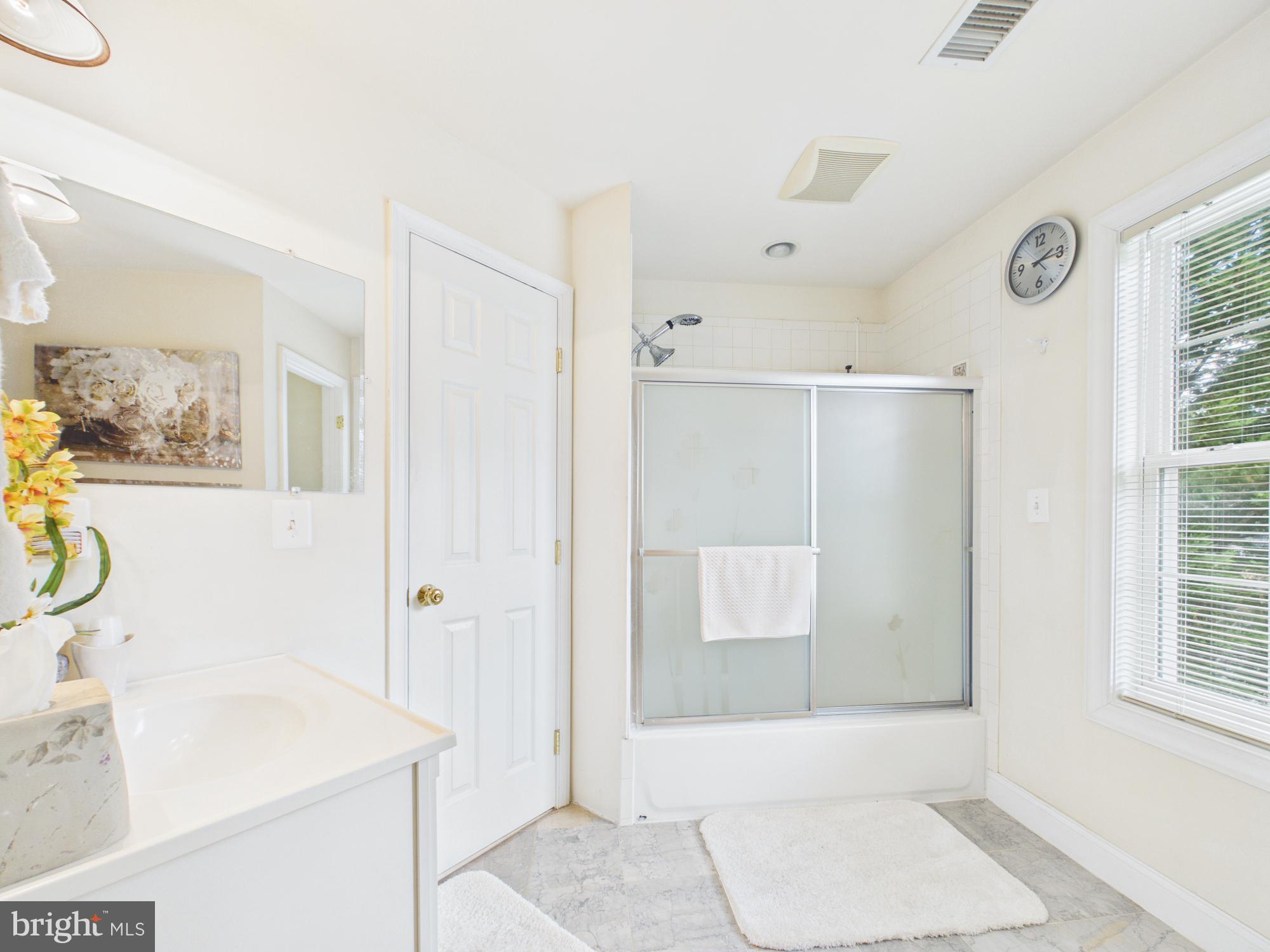 RIDGEWOOD - Residential