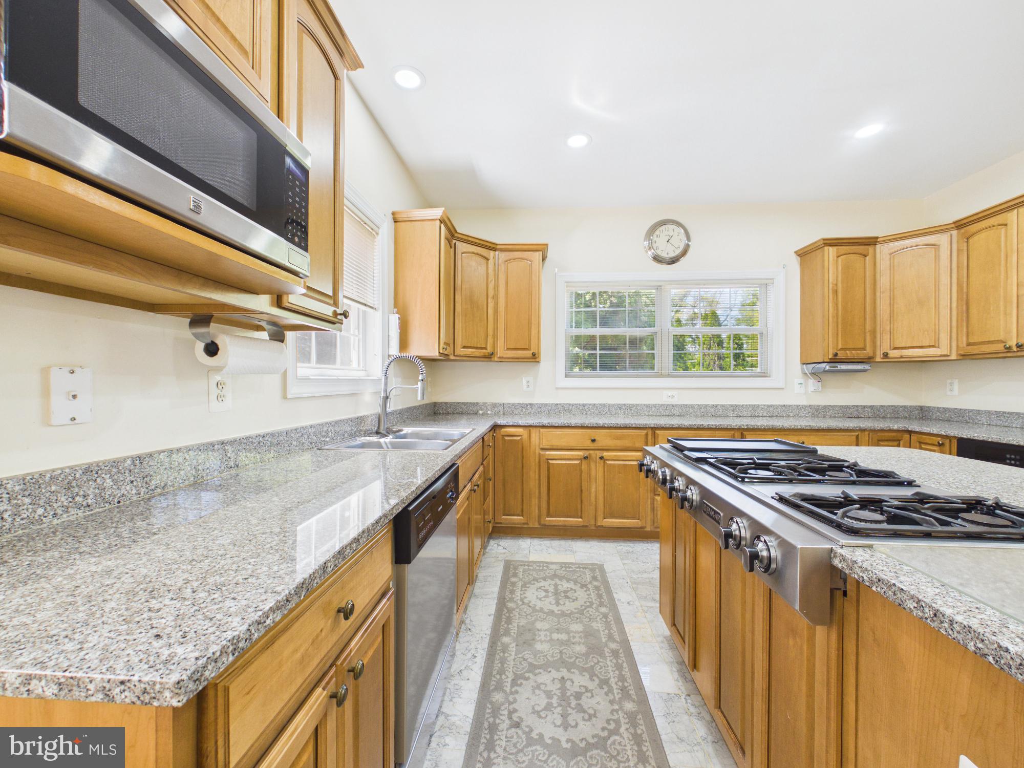 RIDGEWOOD - Residential