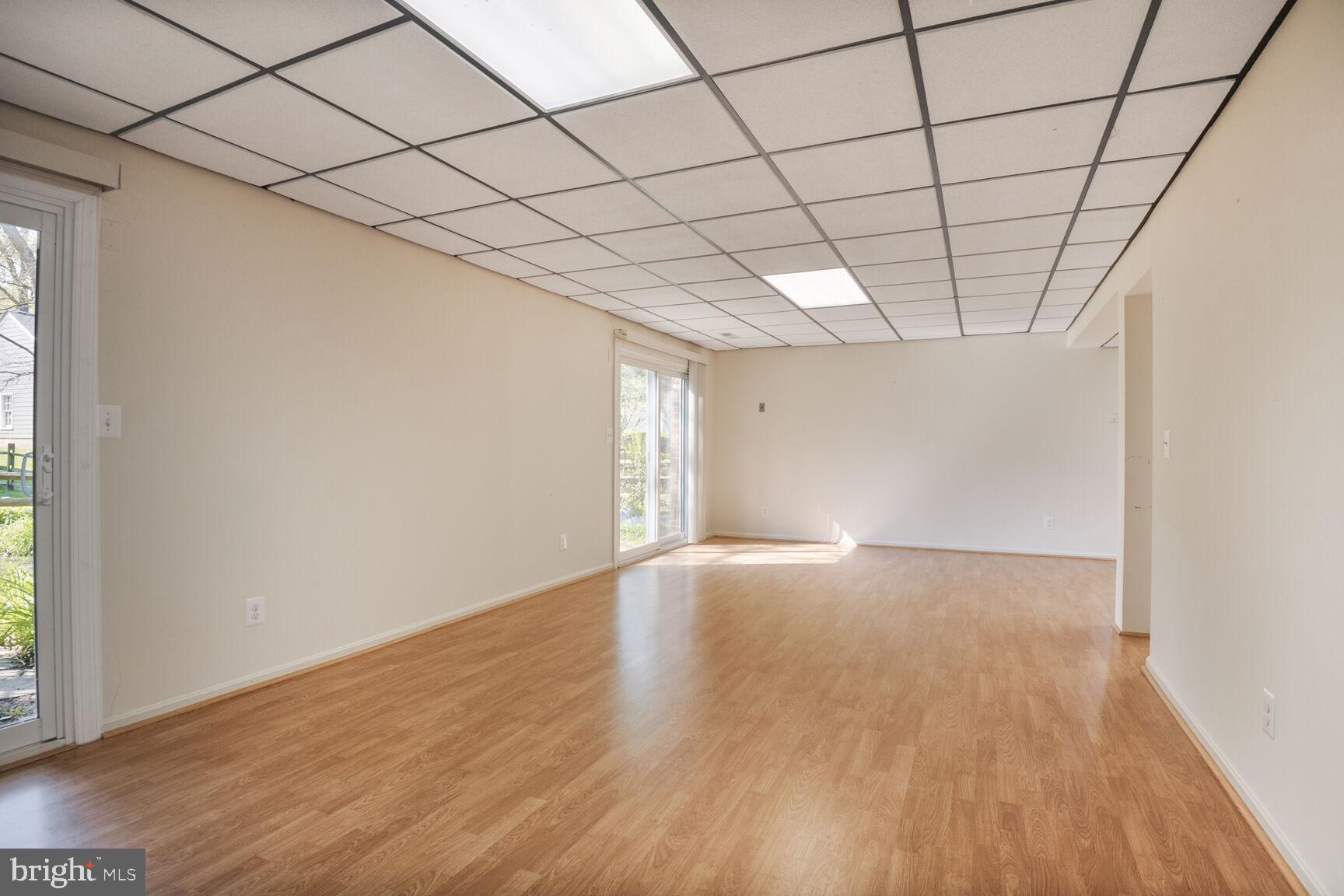 SIGNAL HILL - Residential