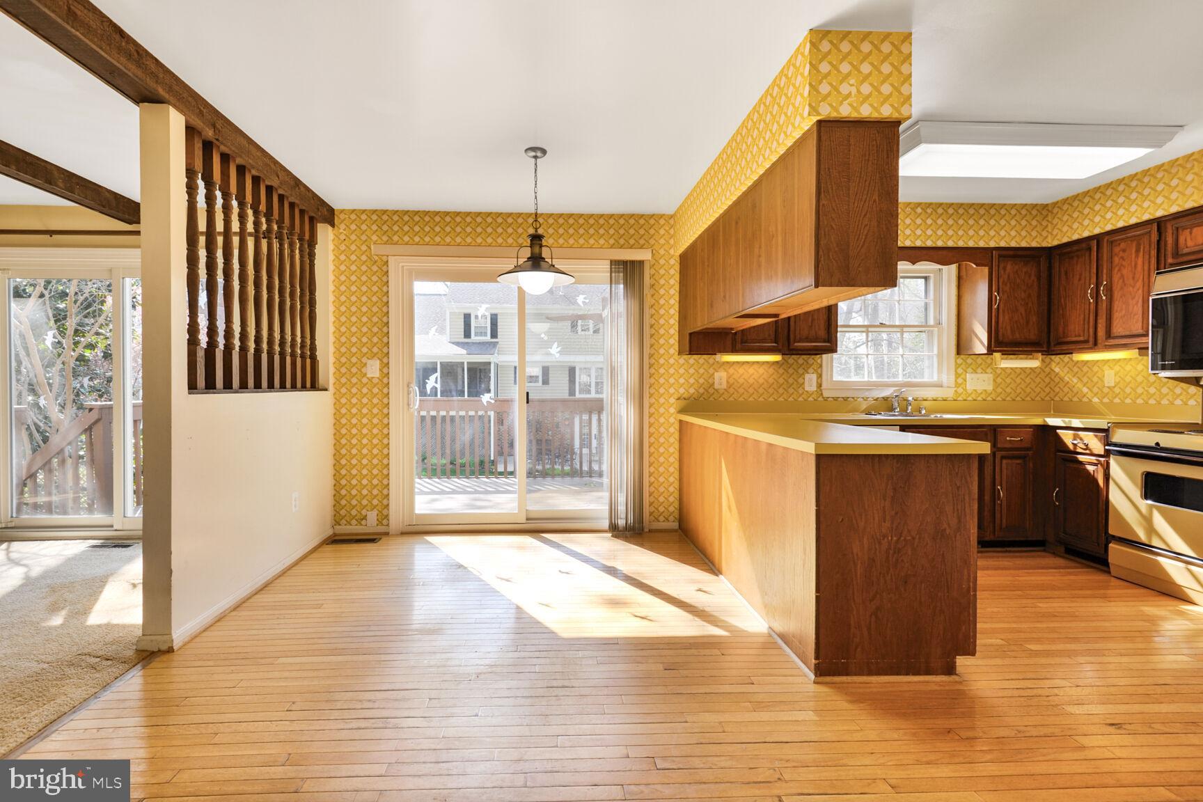 SIGNAL HILL - Residential