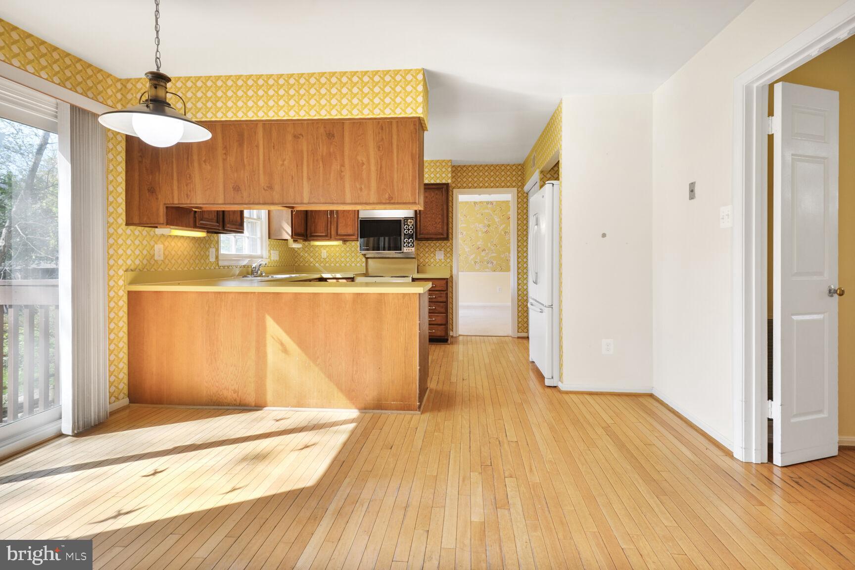 SIGNAL HILL - Residential