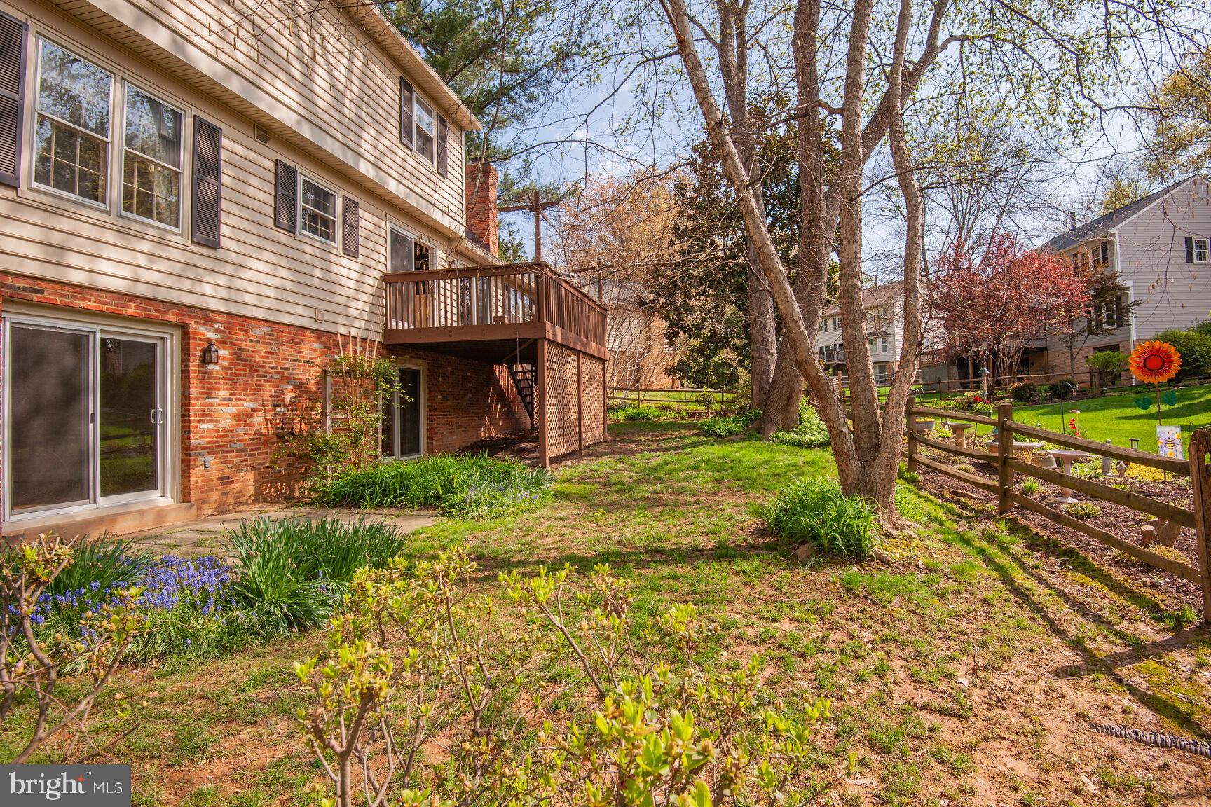 SIGNAL HILL - Residential