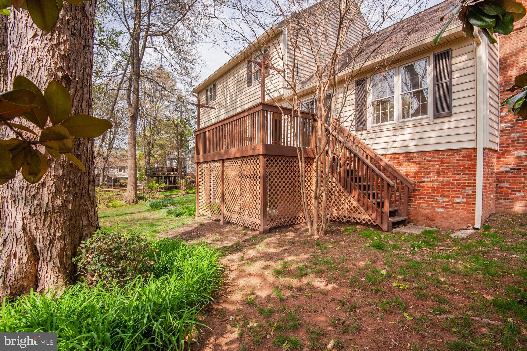 SIGNAL HILL - Residential