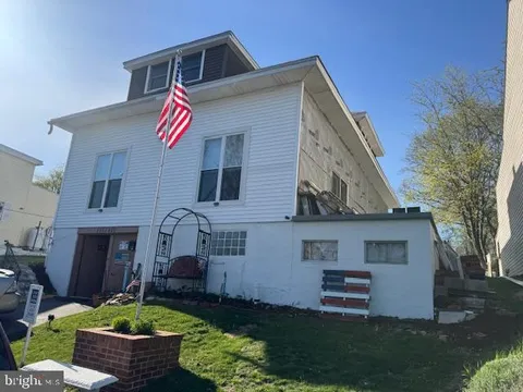 425-427 Pine Street W, Frackville, PA MLS: PASK2021298