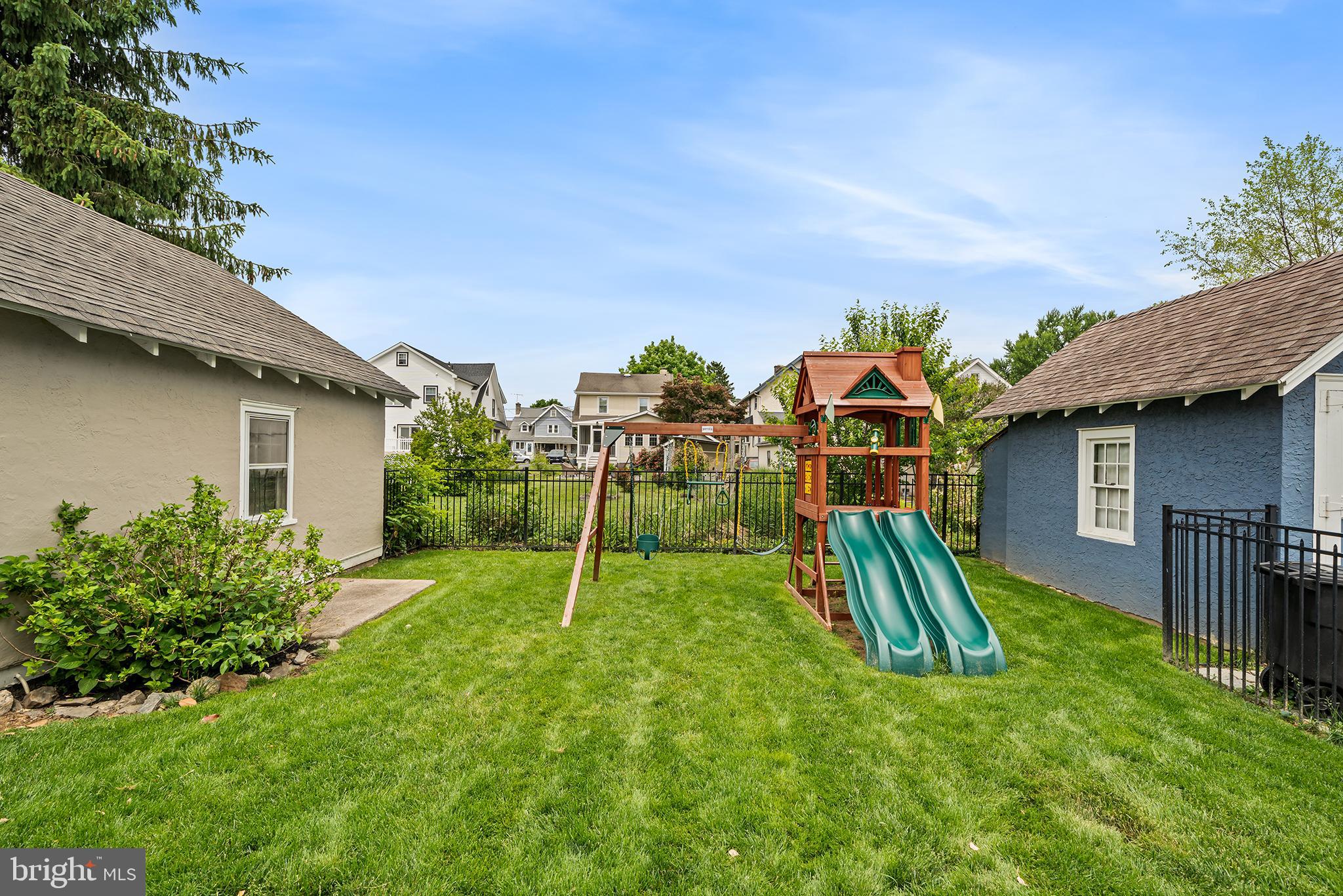 BROOKLINE - Residential