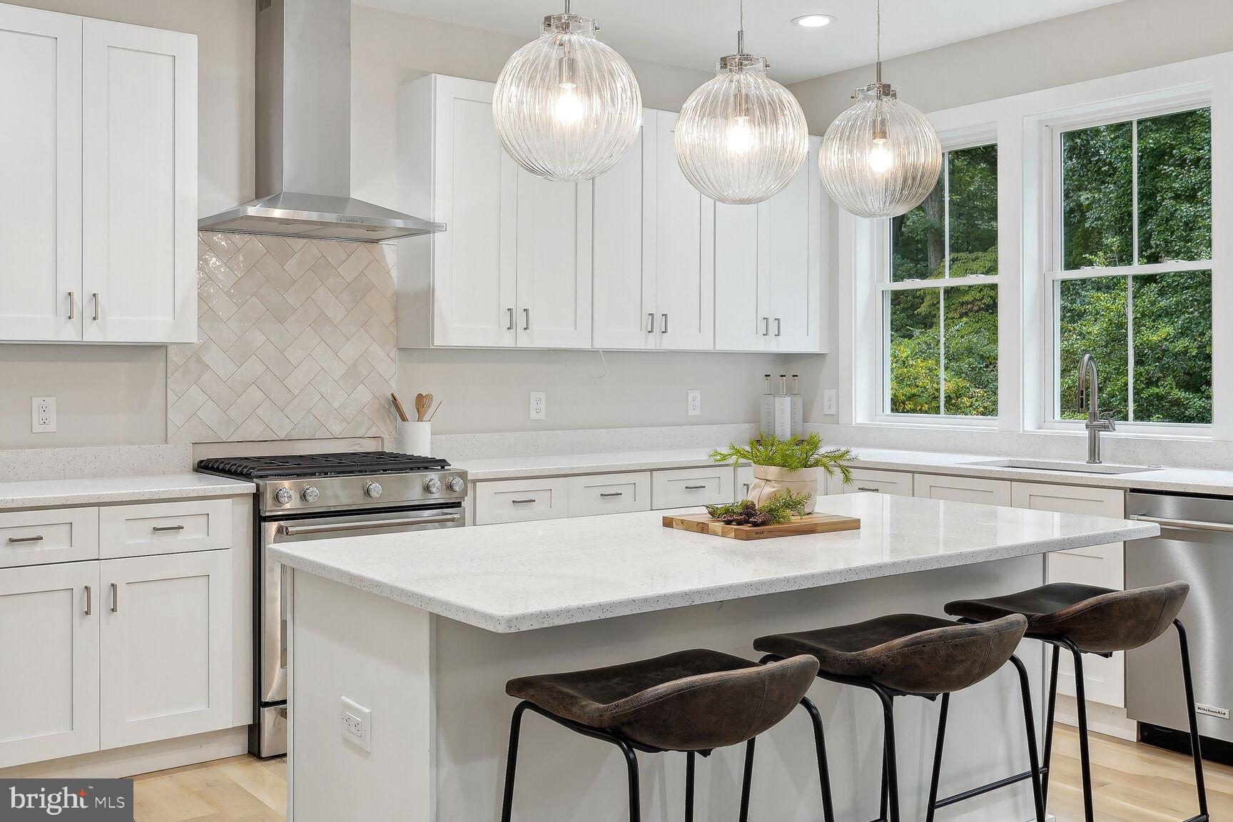 HILLANDALE - Residential