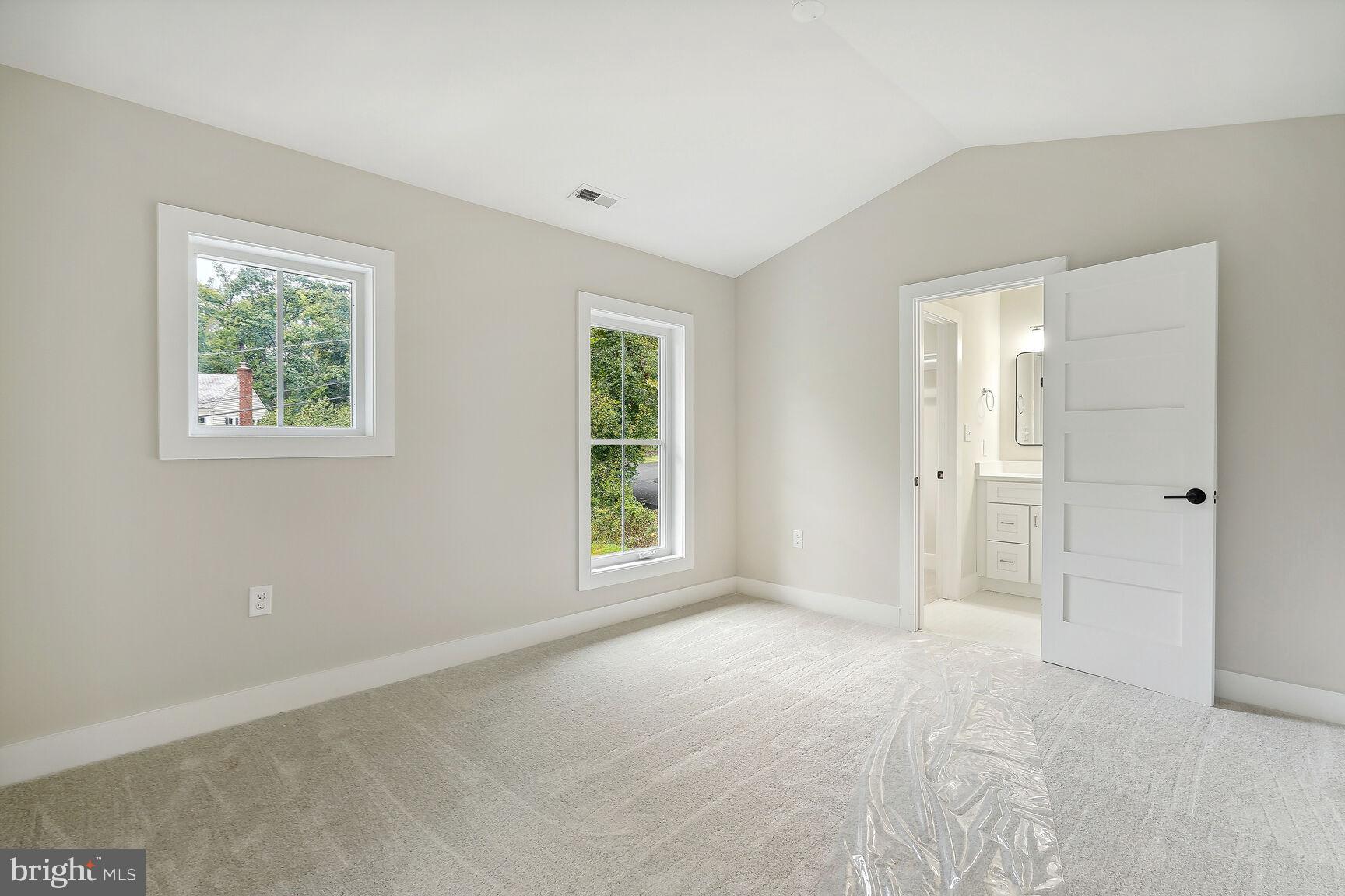 HILLANDALE - Residential