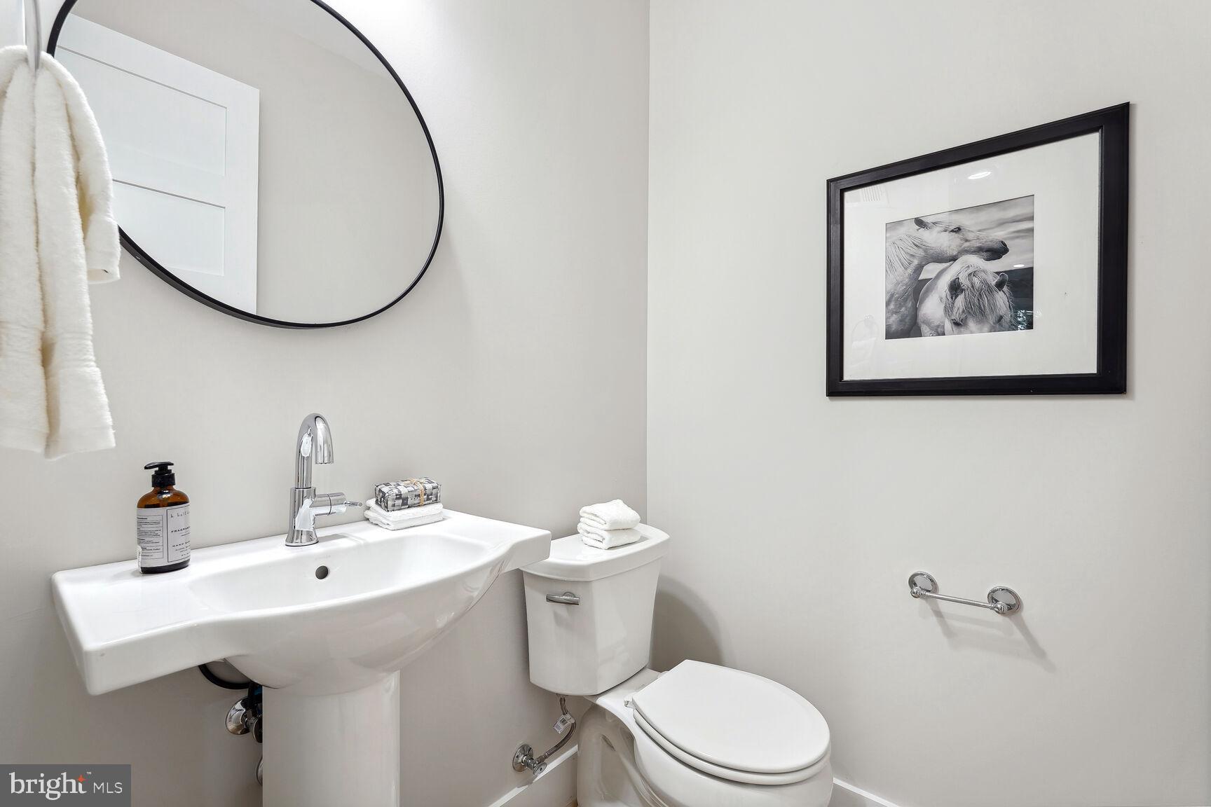 HILLANDALE - Residential