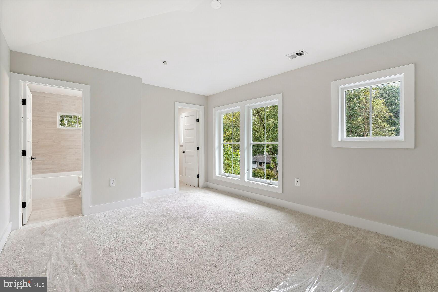 HILLANDALE - Residential