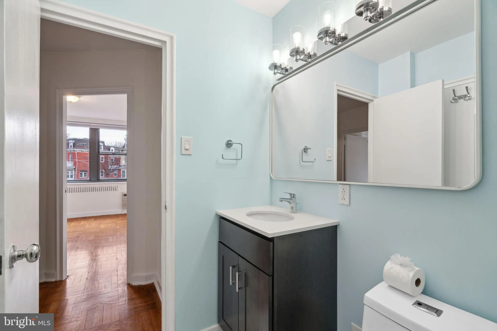 Philadelphia, Pennsylvania 19130, United States, 2 Bedrooms Bedrooms, ,1 BathroomBathrooms,Residential,Contingent,6204