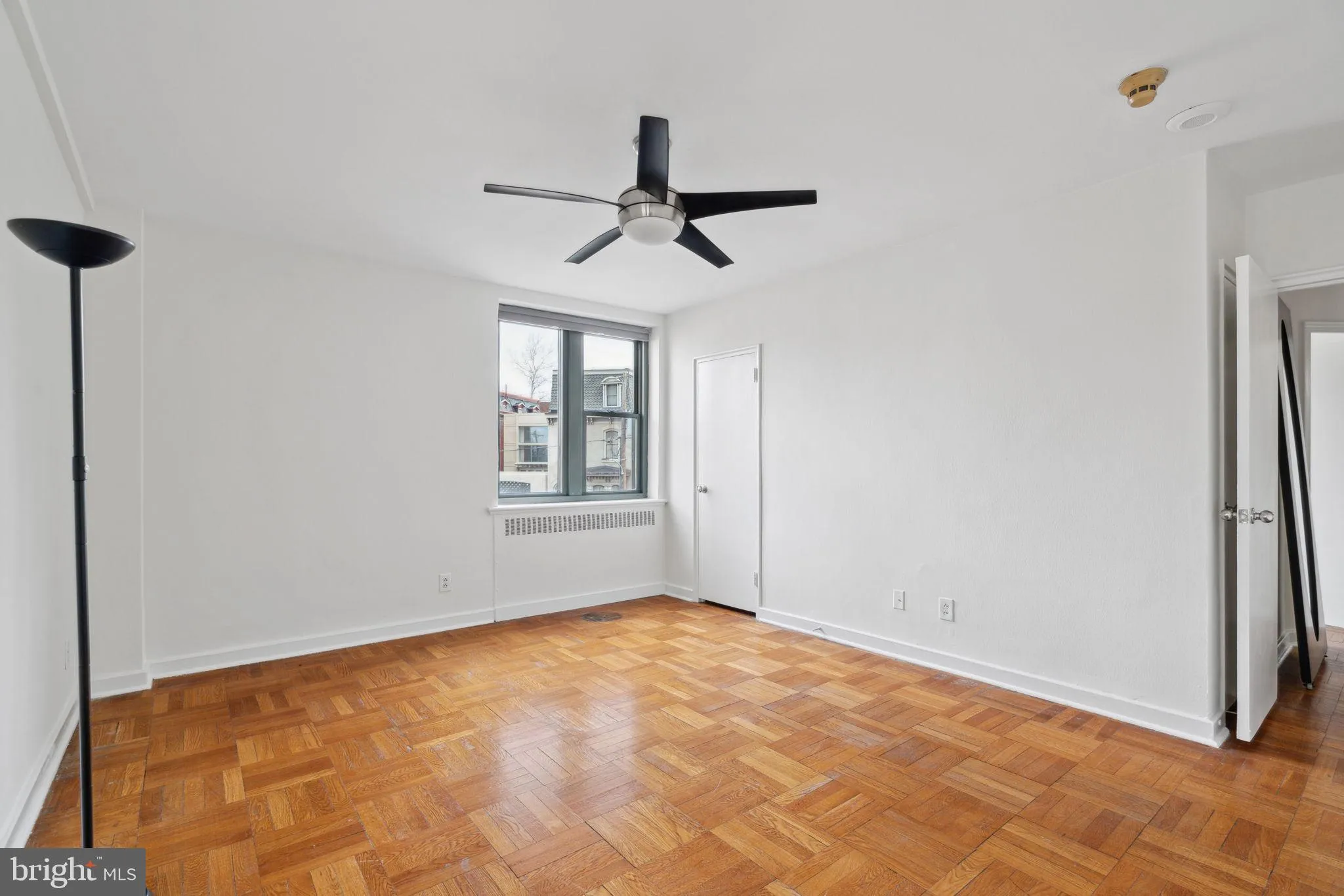 Philadelphia, Pennsylvania 19130, United States, 2 Bedrooms Bedrooms, ,1 BathroomBathrooms,Residential,Contingent,6204