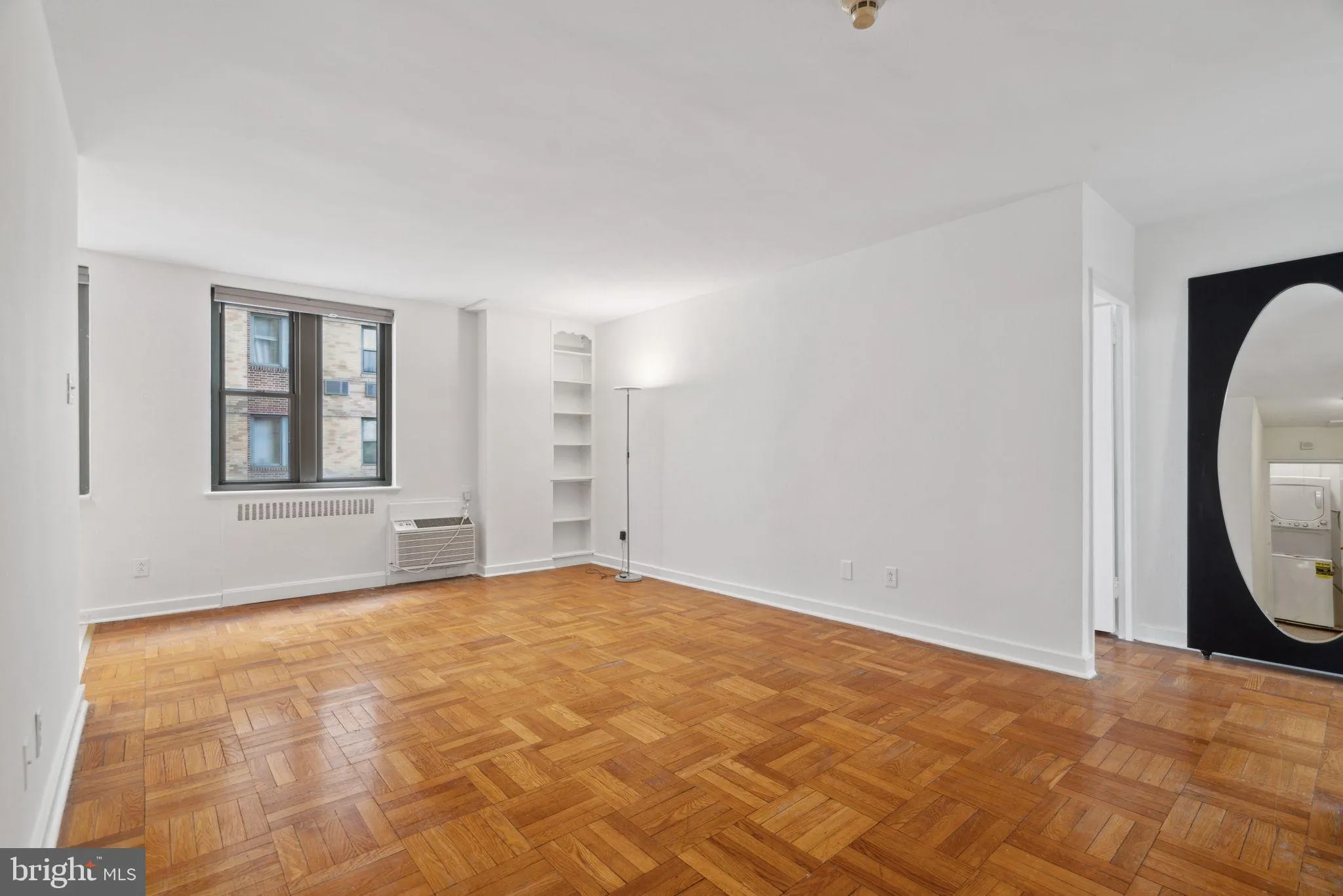 Philadelphia, Pennsylvania 19130, United States, 2 Bedrooms Bedrooms, ,1 BathroomBathrooms,Residential,Contingent,6204