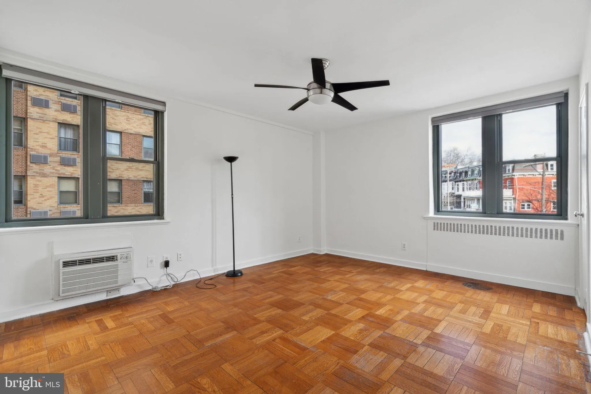 Philadelphia, Pennsylvania 19130, United States, 2 Bedrooms Bedrooms, ,1 BathroomBathrooms,Residential,Contingent,6204