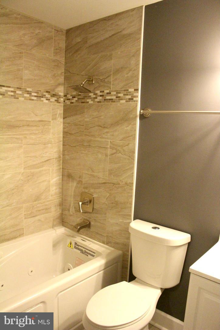 HUNTSMOOR VILLAGE NORTH - Residential