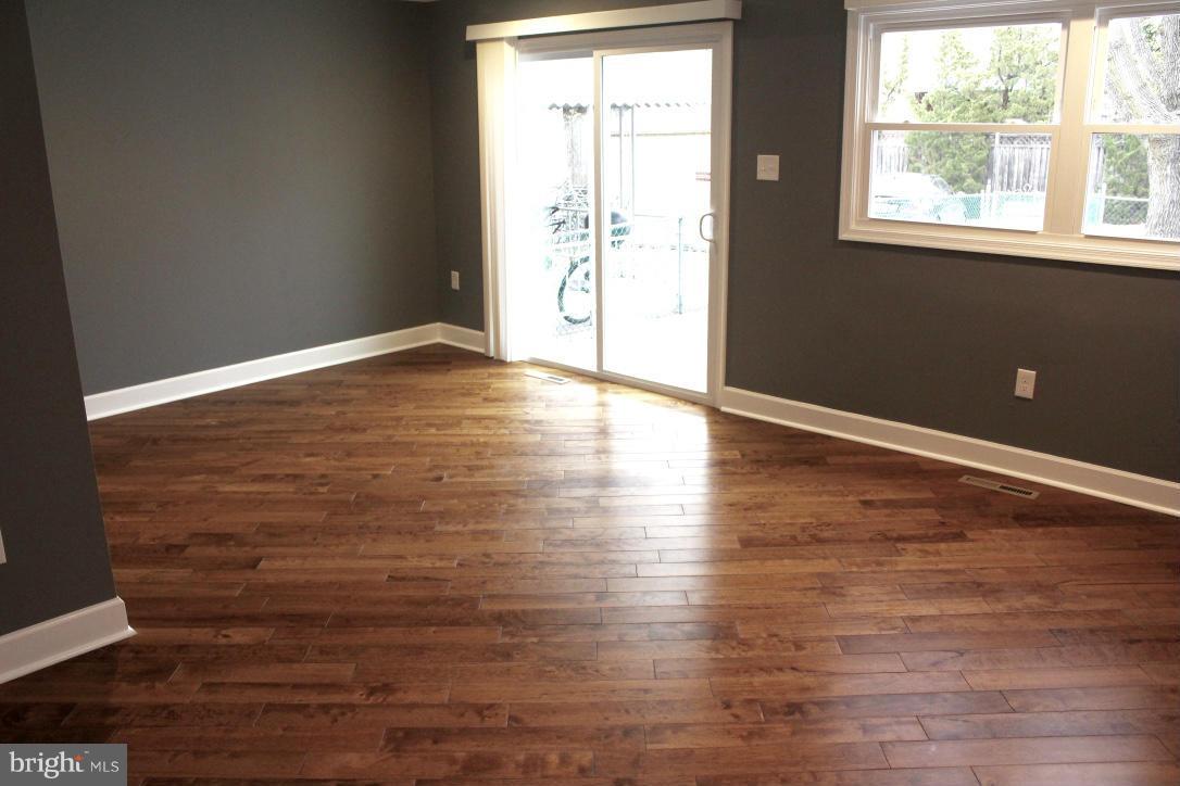 HUNTSMOOR VILLAGE NORTH - Residential