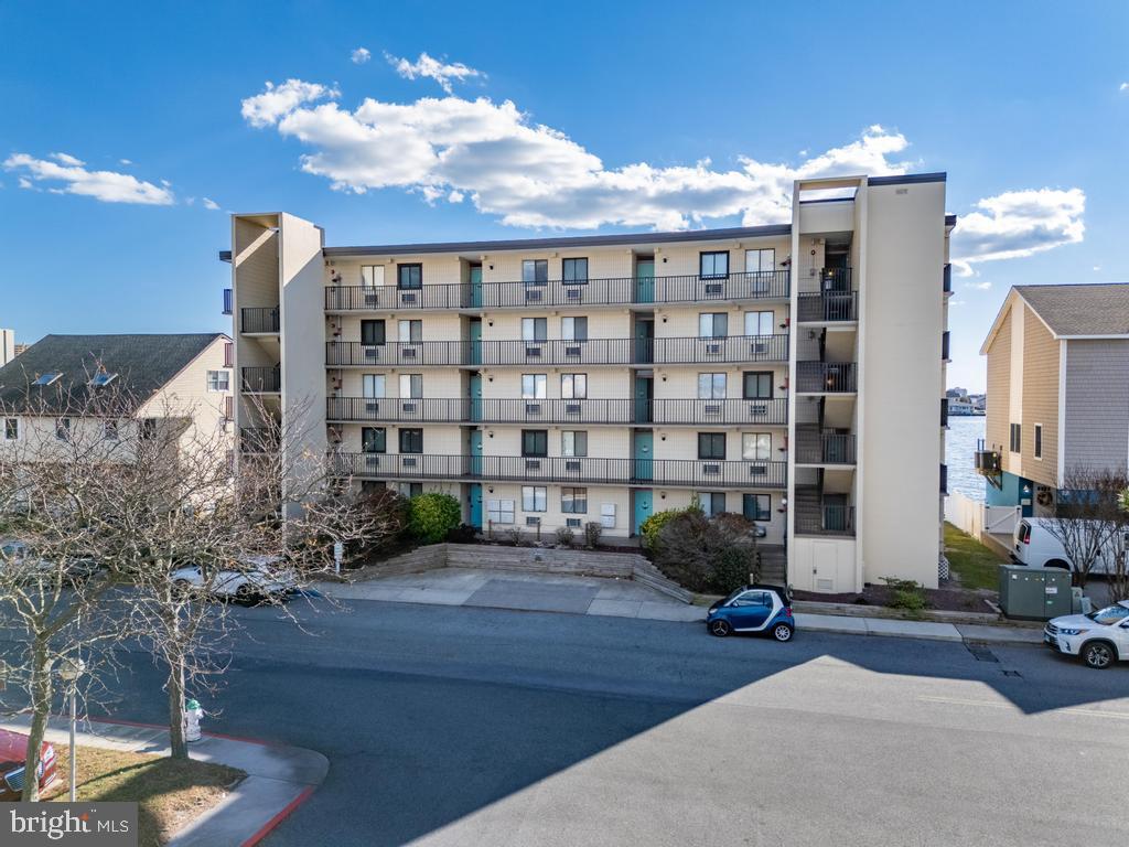169 JAMESTOWN ROAD 20601