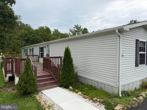 Mobile Home For Sale - 63 Erica Circle<br/> HONEY BROOK, PA 19344