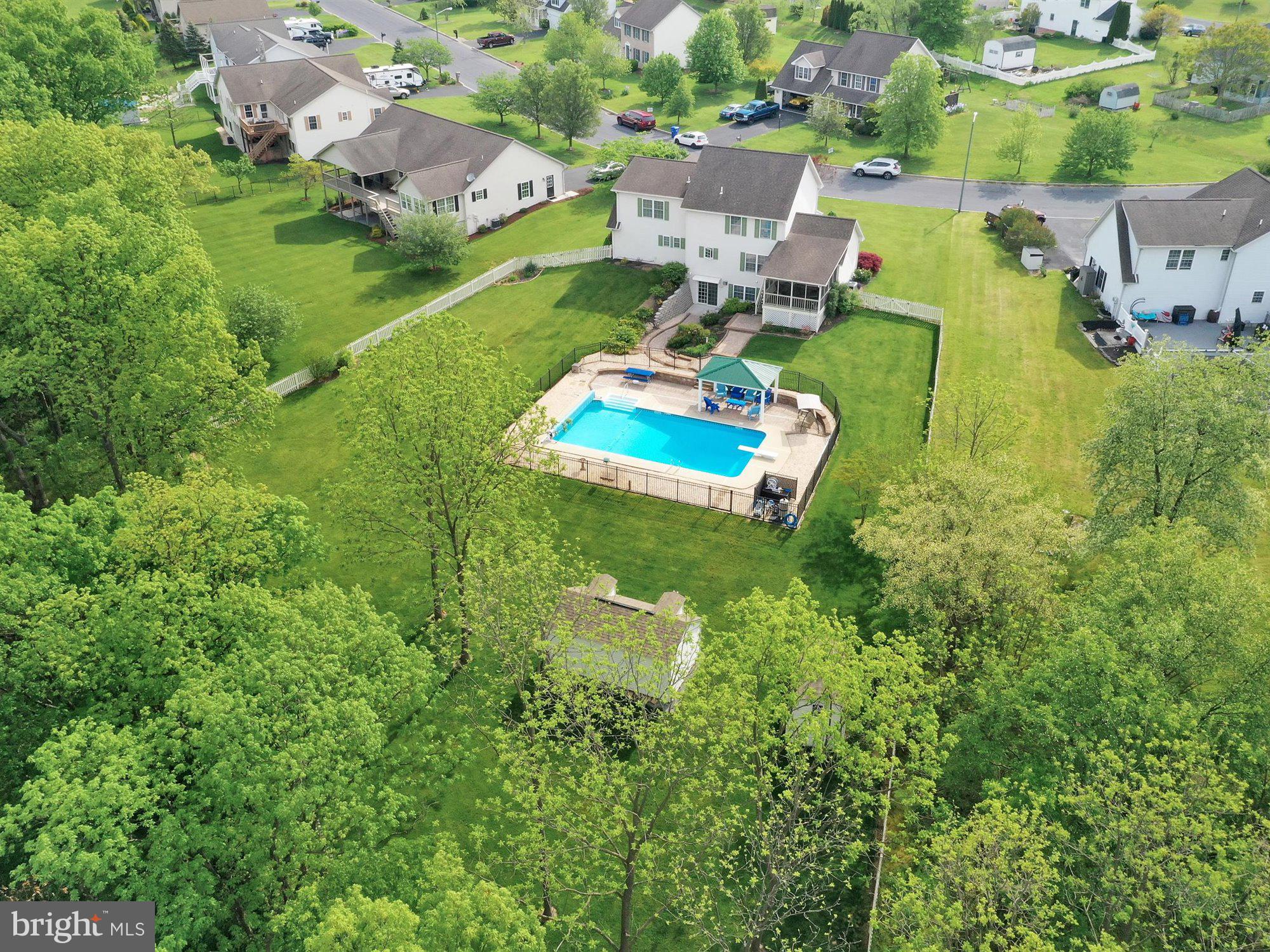 WERTZ RUN HEIGHTS - Residential