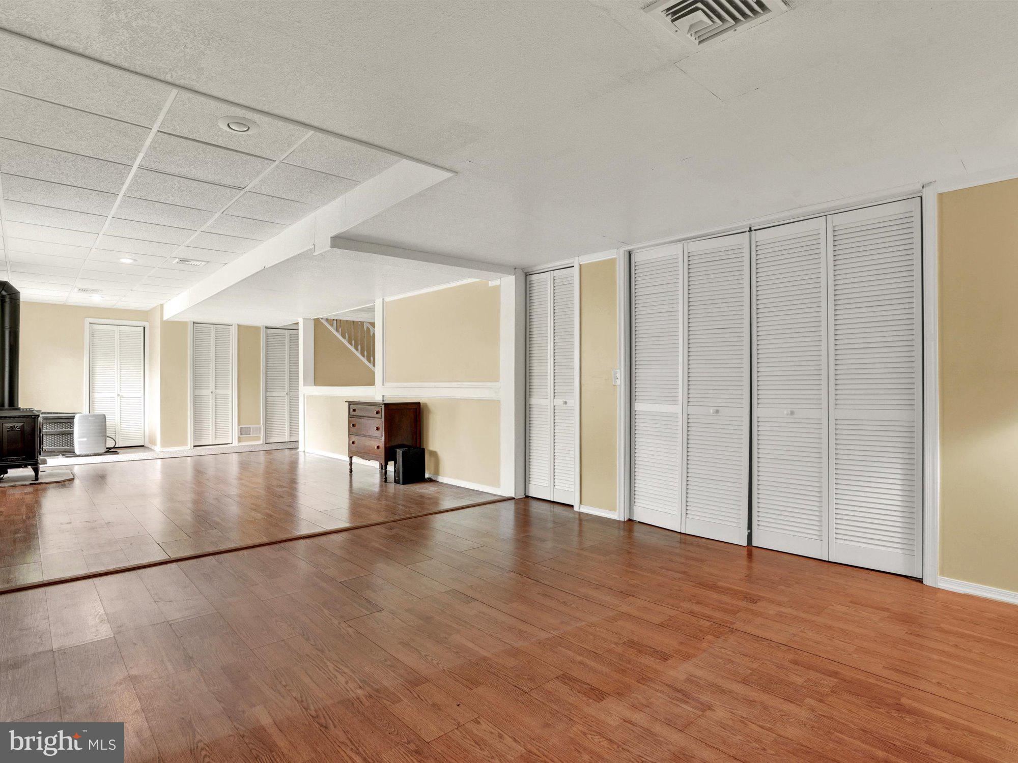 WERTZ RUN HEIGHTS - Residential