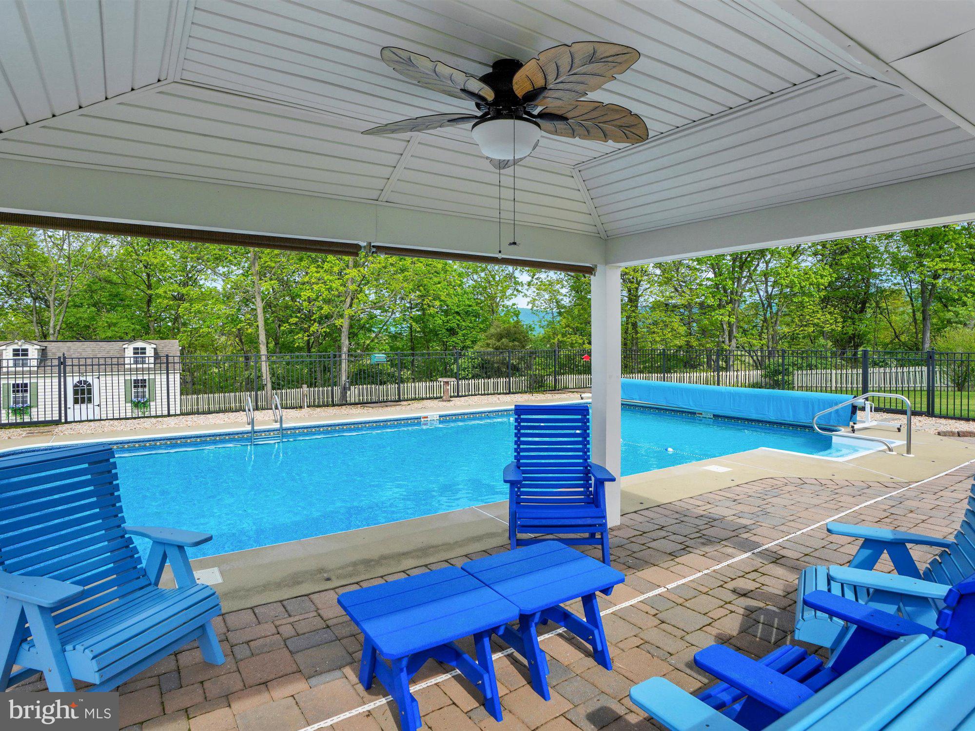 WERTZ RUN HEIGHTS - Residential