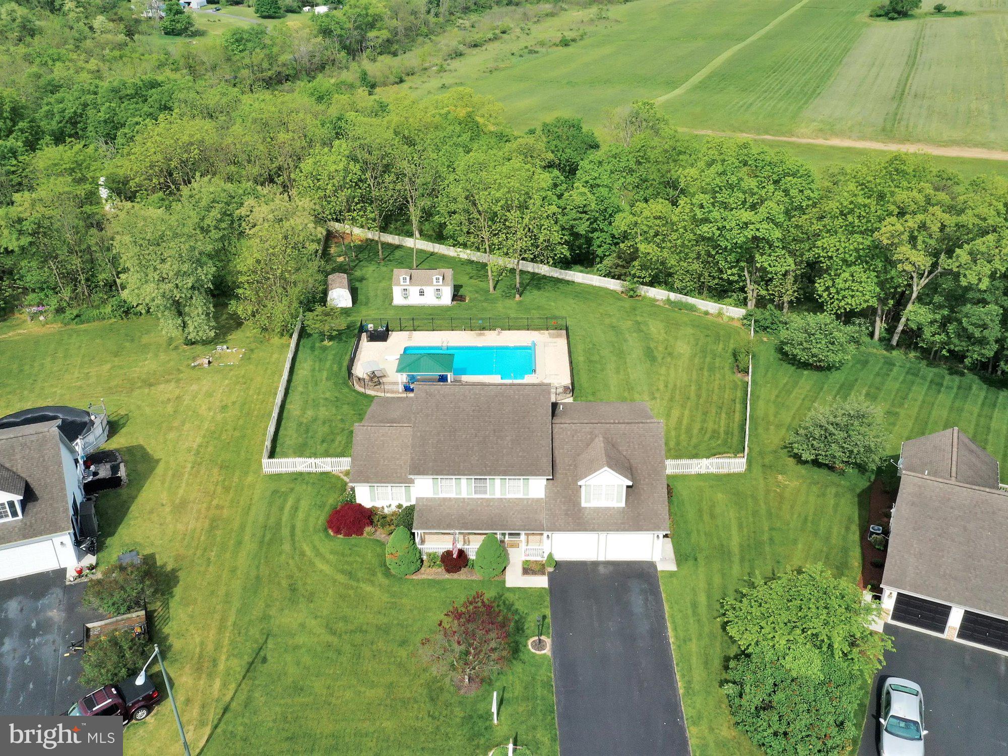 WERTZ RUN HEIGHTS - Residential