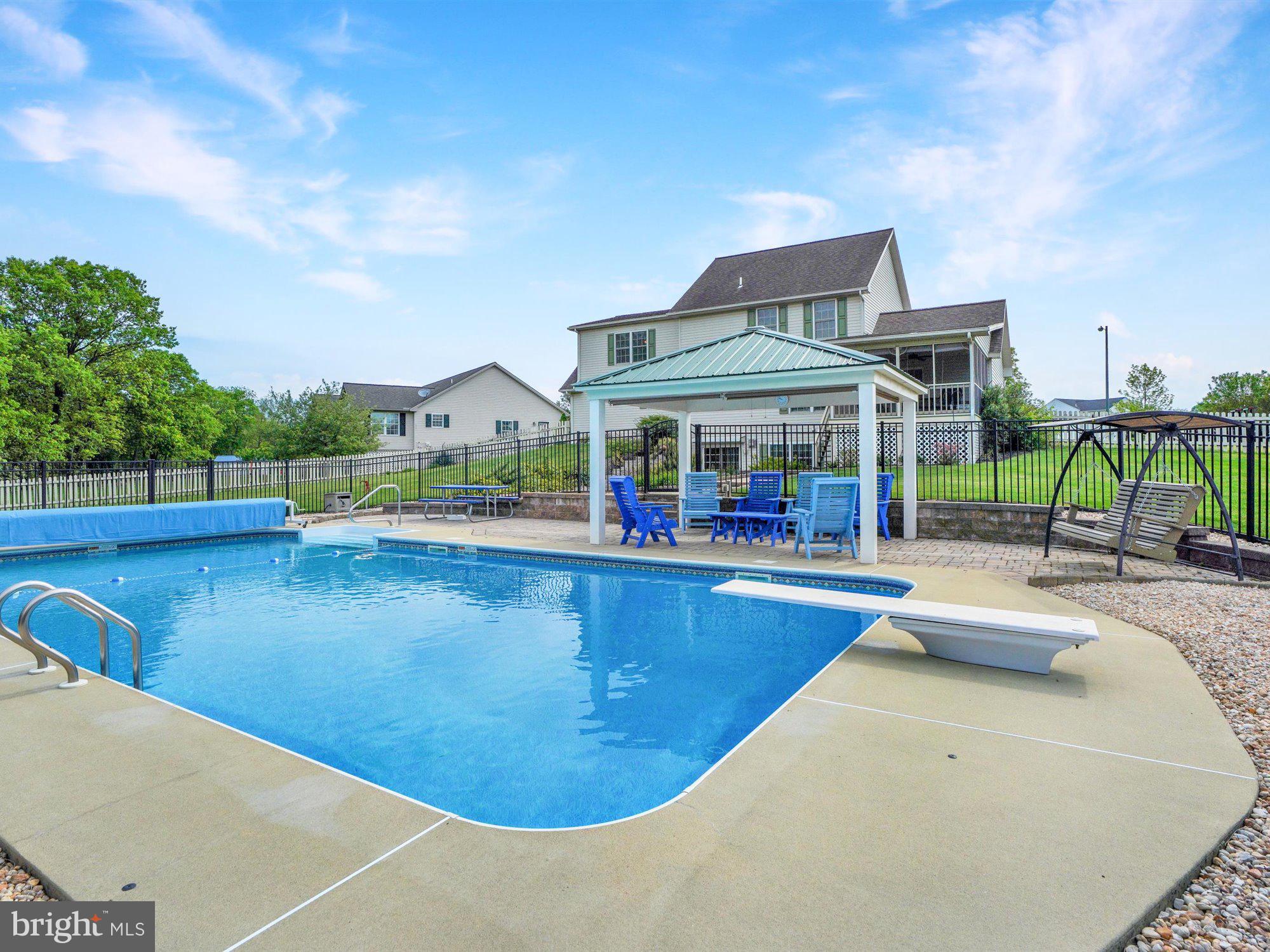 WERTZ RUN HEIGHTS - Residential