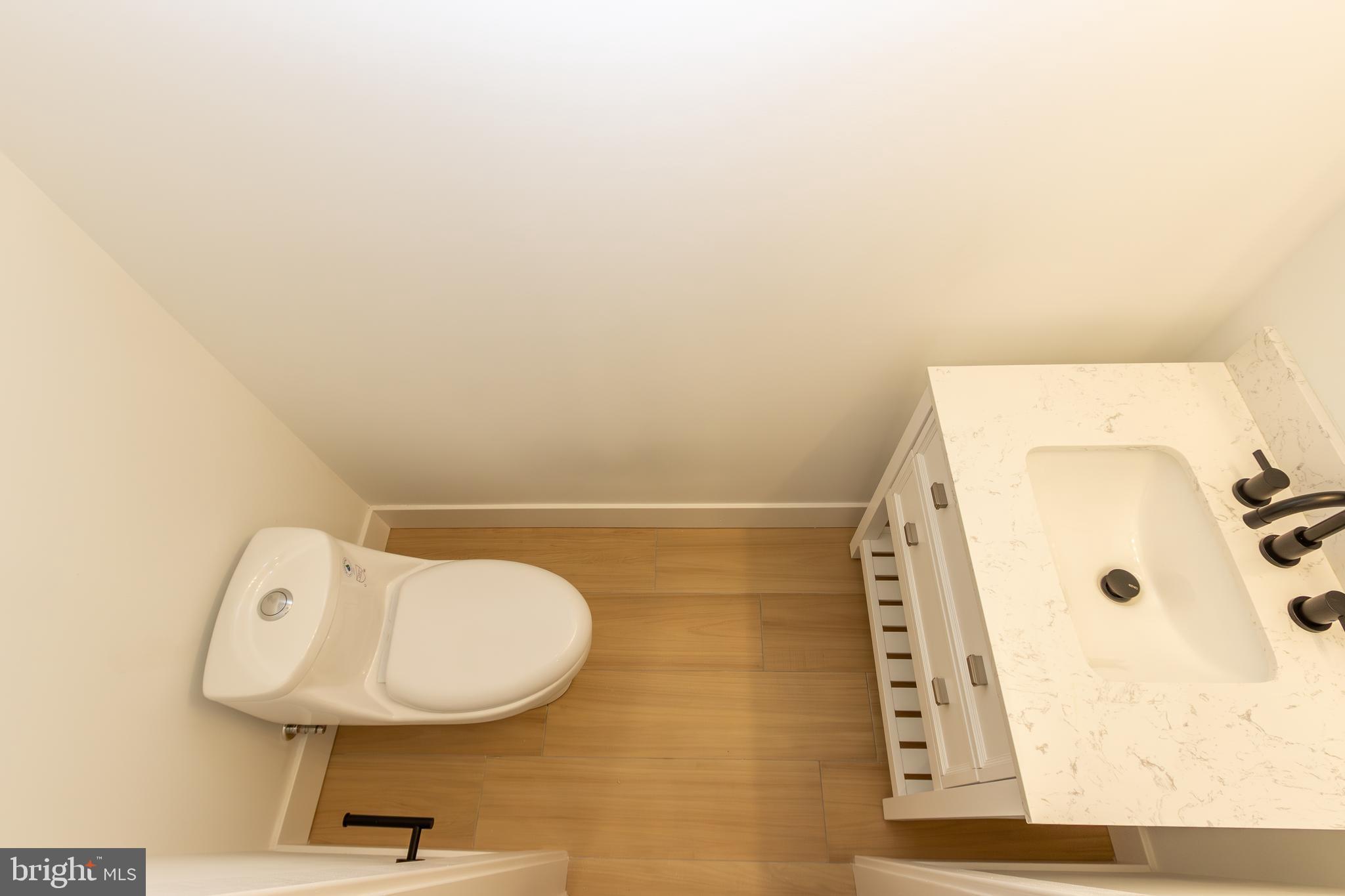 NORRIS SQUARE - Residential Income