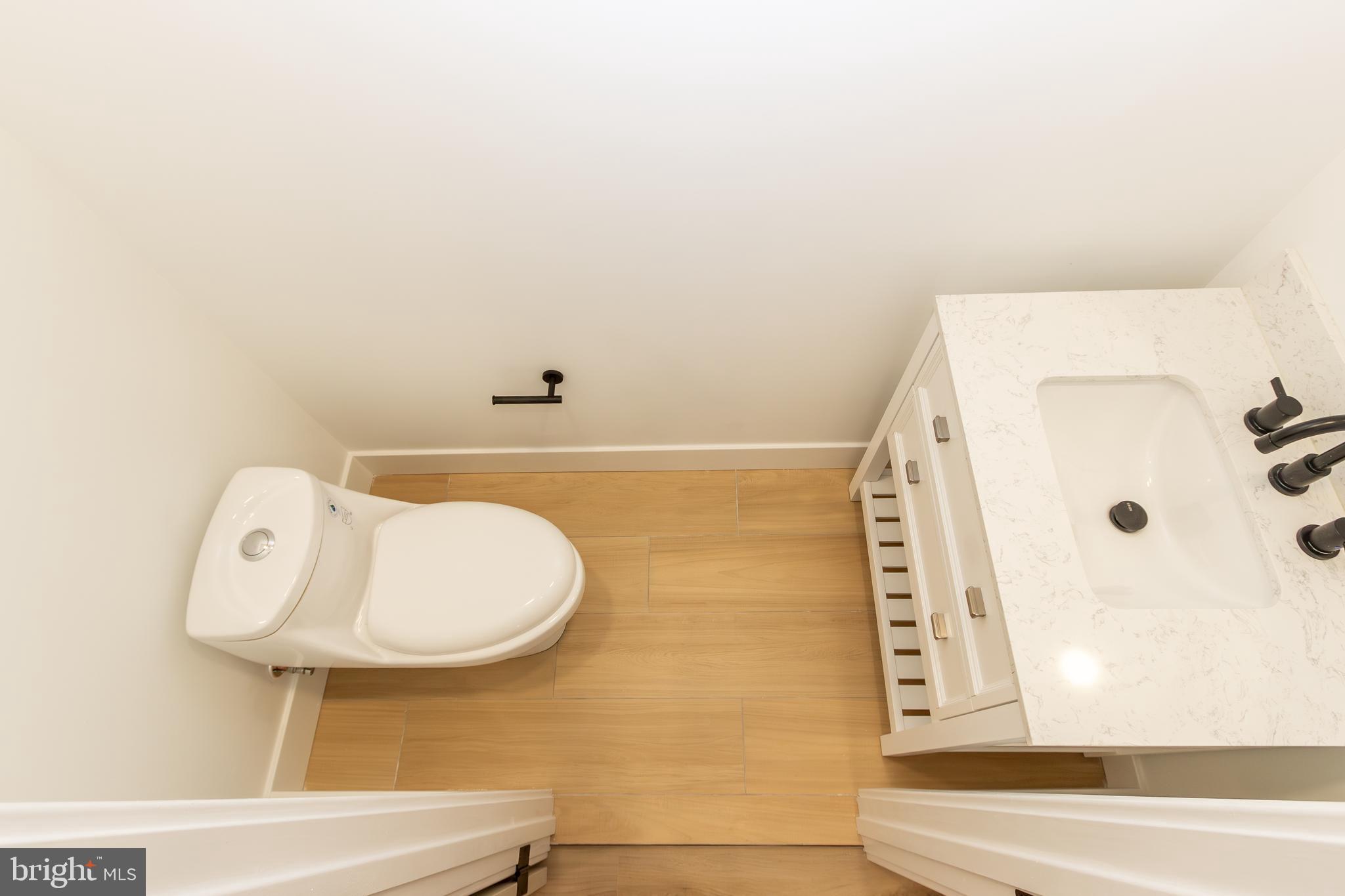 NORRIS SQUARE - Residential Income