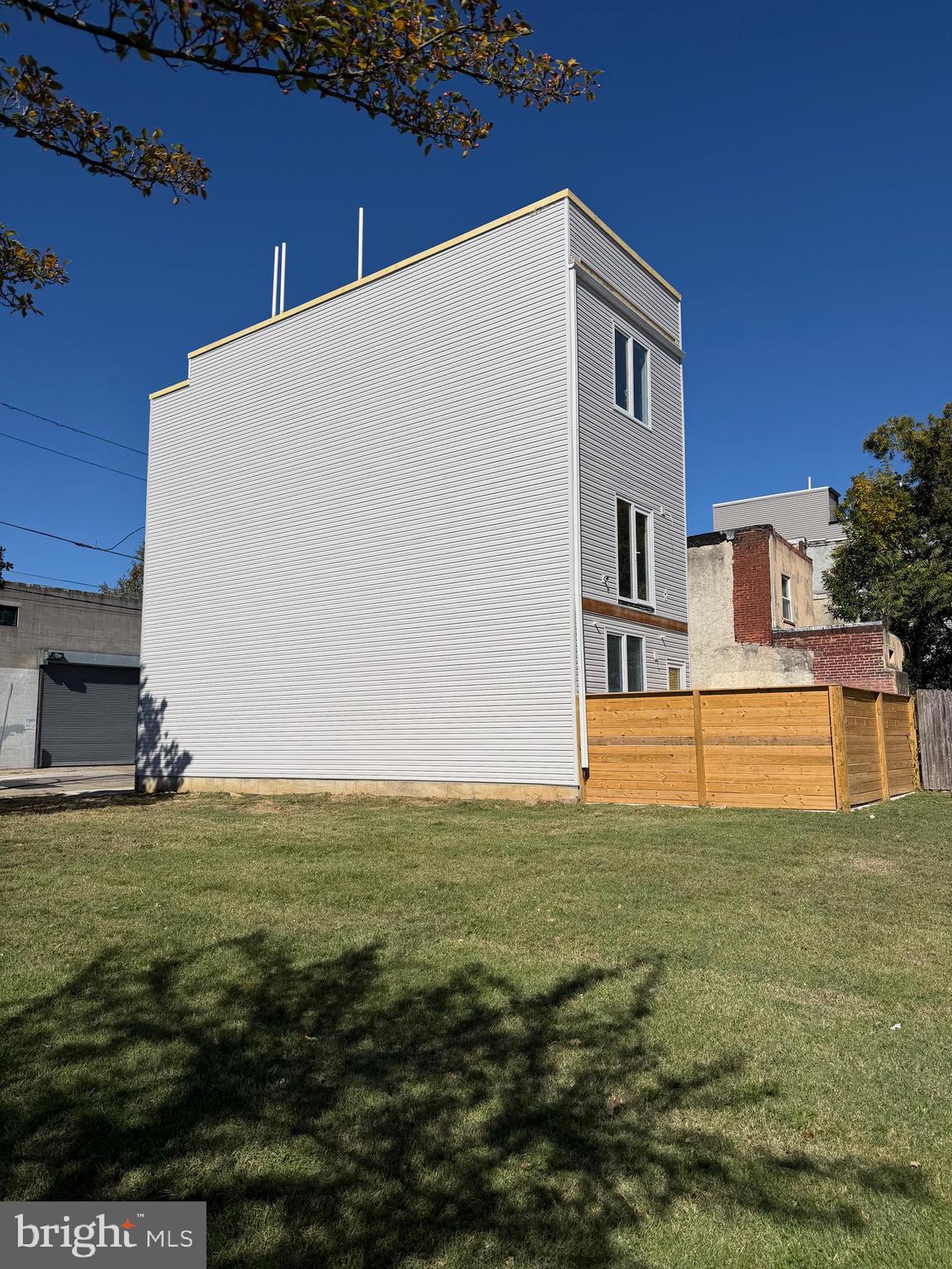 NORRIS SQUARE - Residential Income