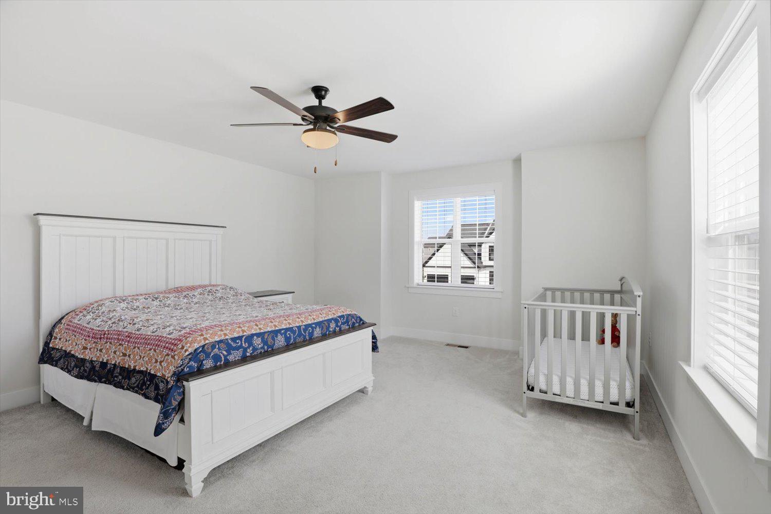 SUMMER LAYNE - Residential