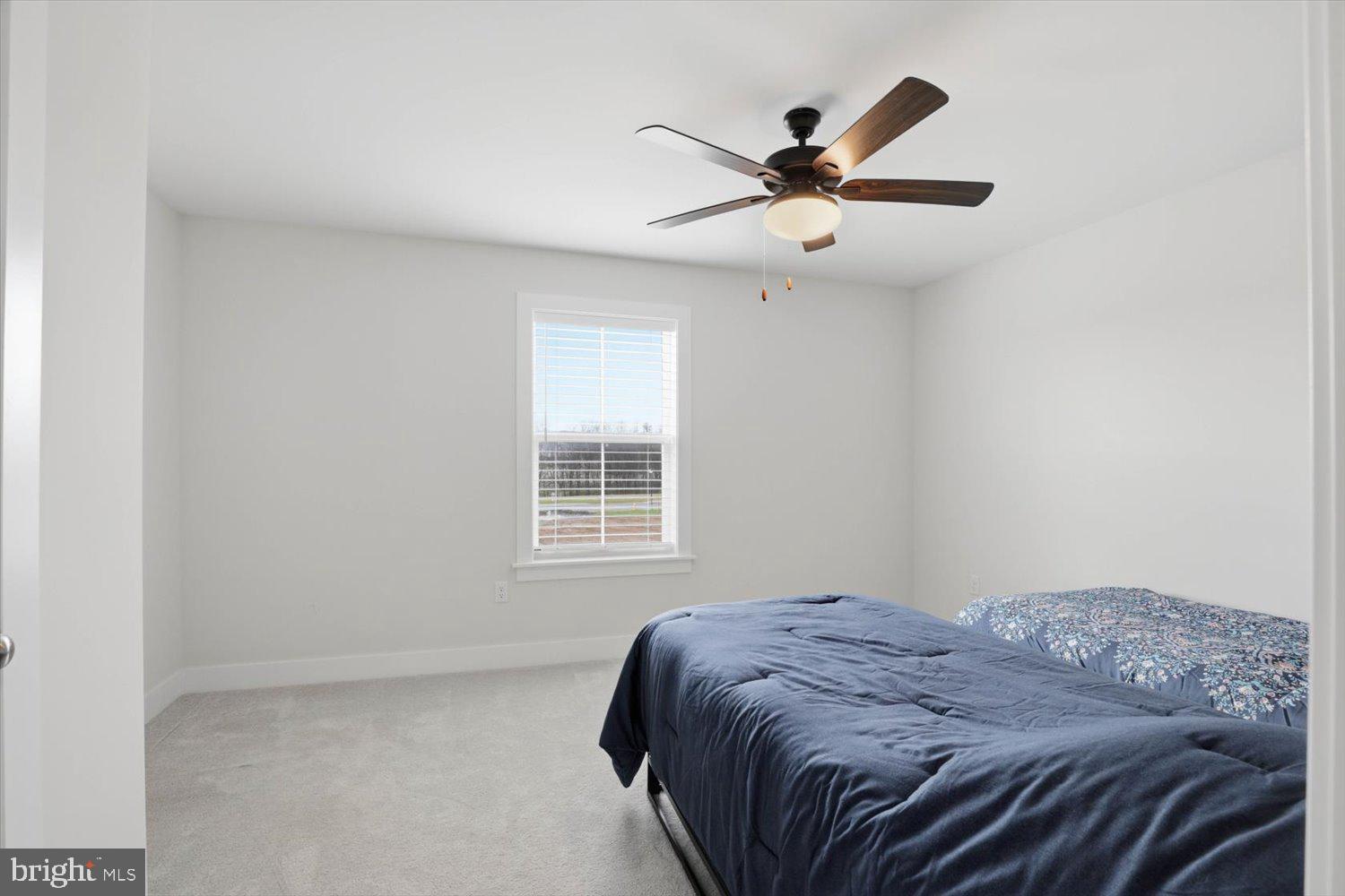 SUMMER LAYNE - Residential