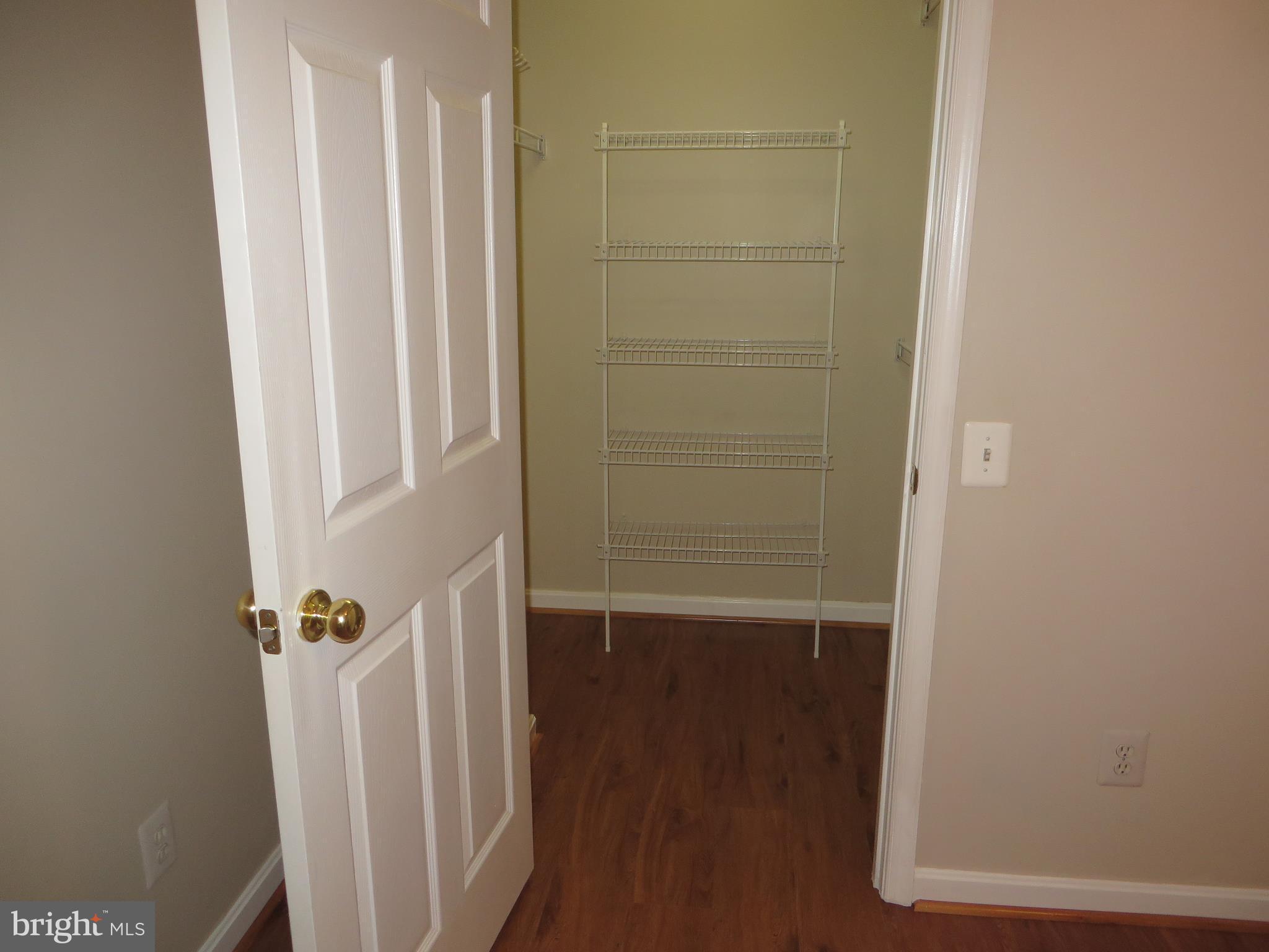 DOMINION STATION - Residential Lease