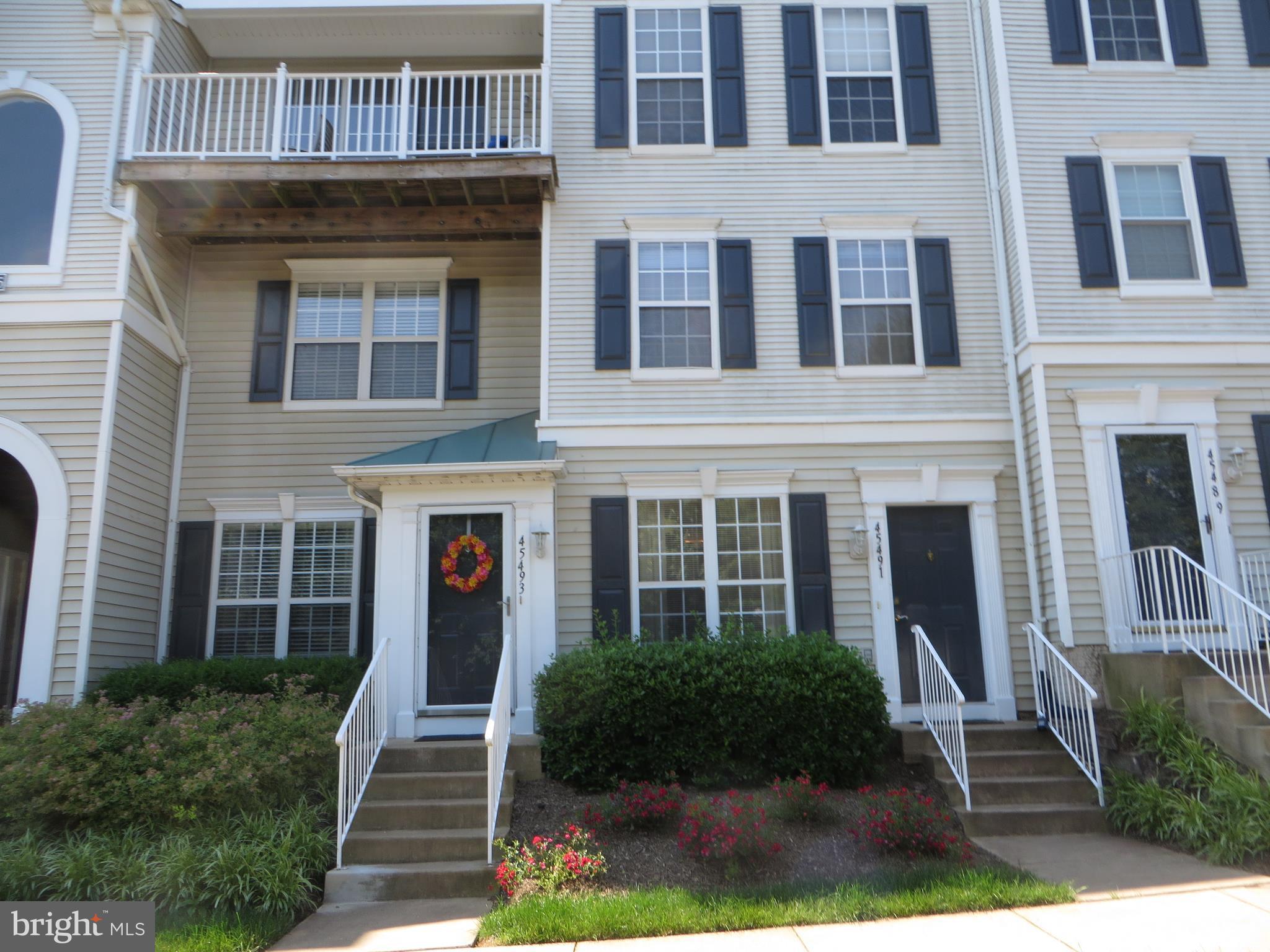 DOMINION STATION - Residential Lease