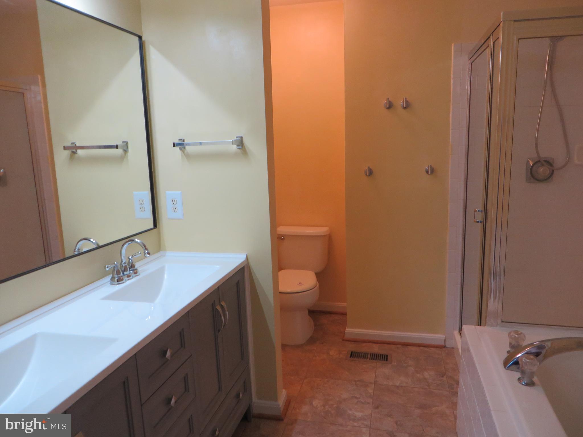 DOMINION STATION - Residential Lease