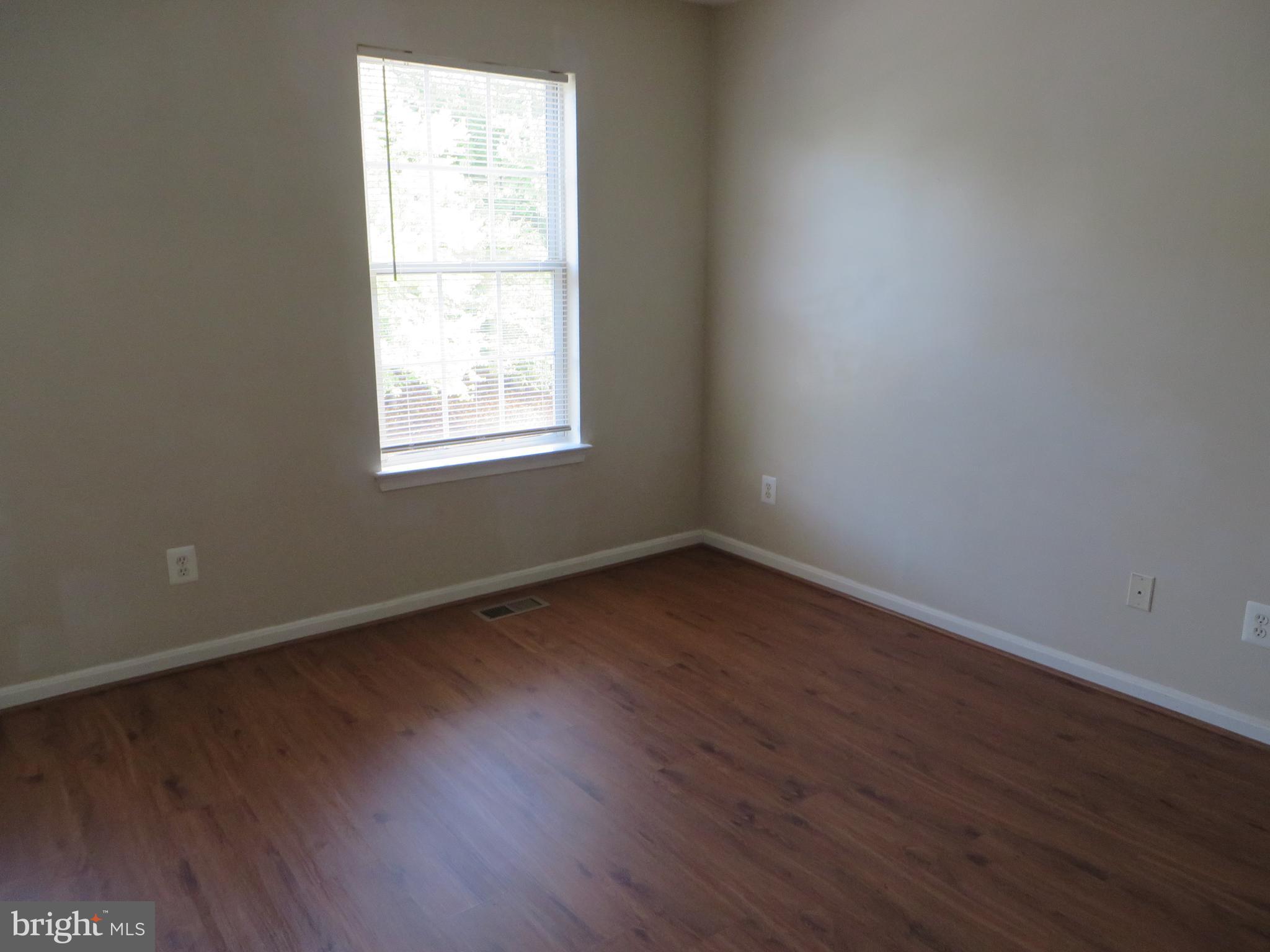 DOMINION STATION - Residential Lease